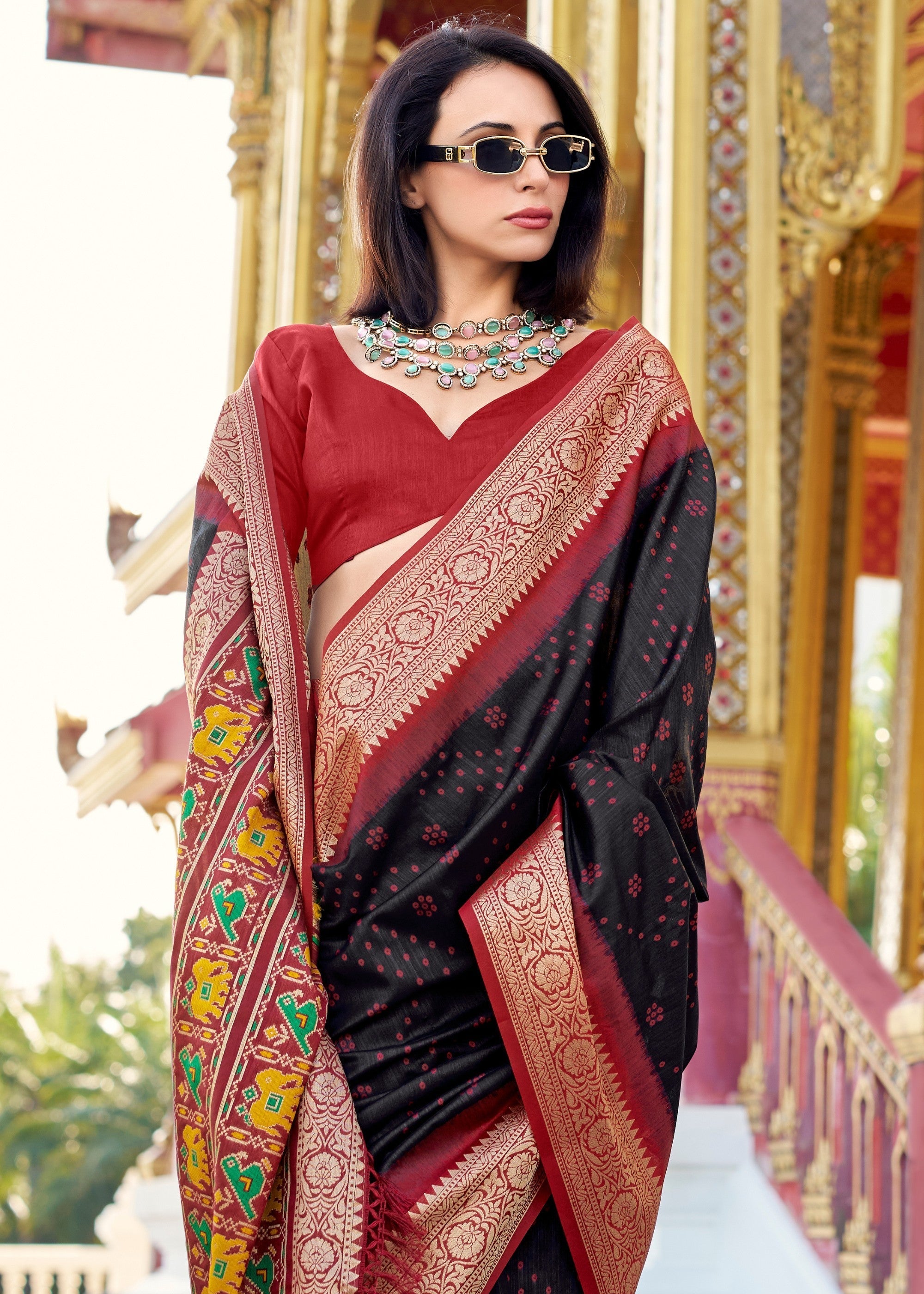 Midnight Black Tusser Handloom Silk Saree With Zari Weaving Border & Patola Weaved Pallu - qivii