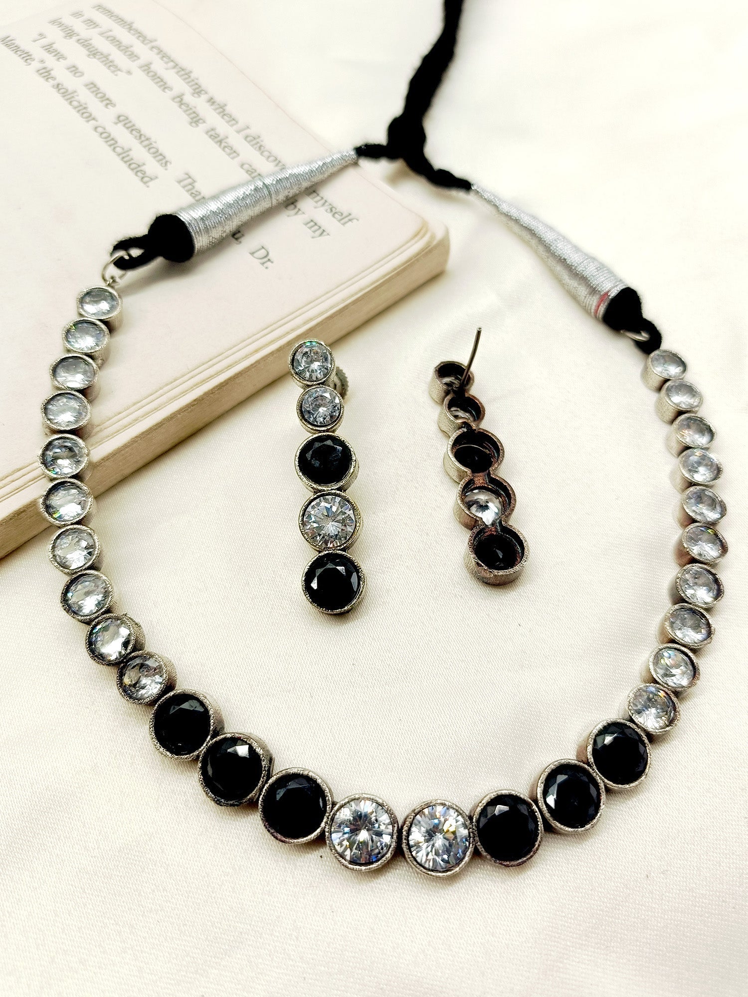 Pooja Black Oxidized Necklace Set - qivii
