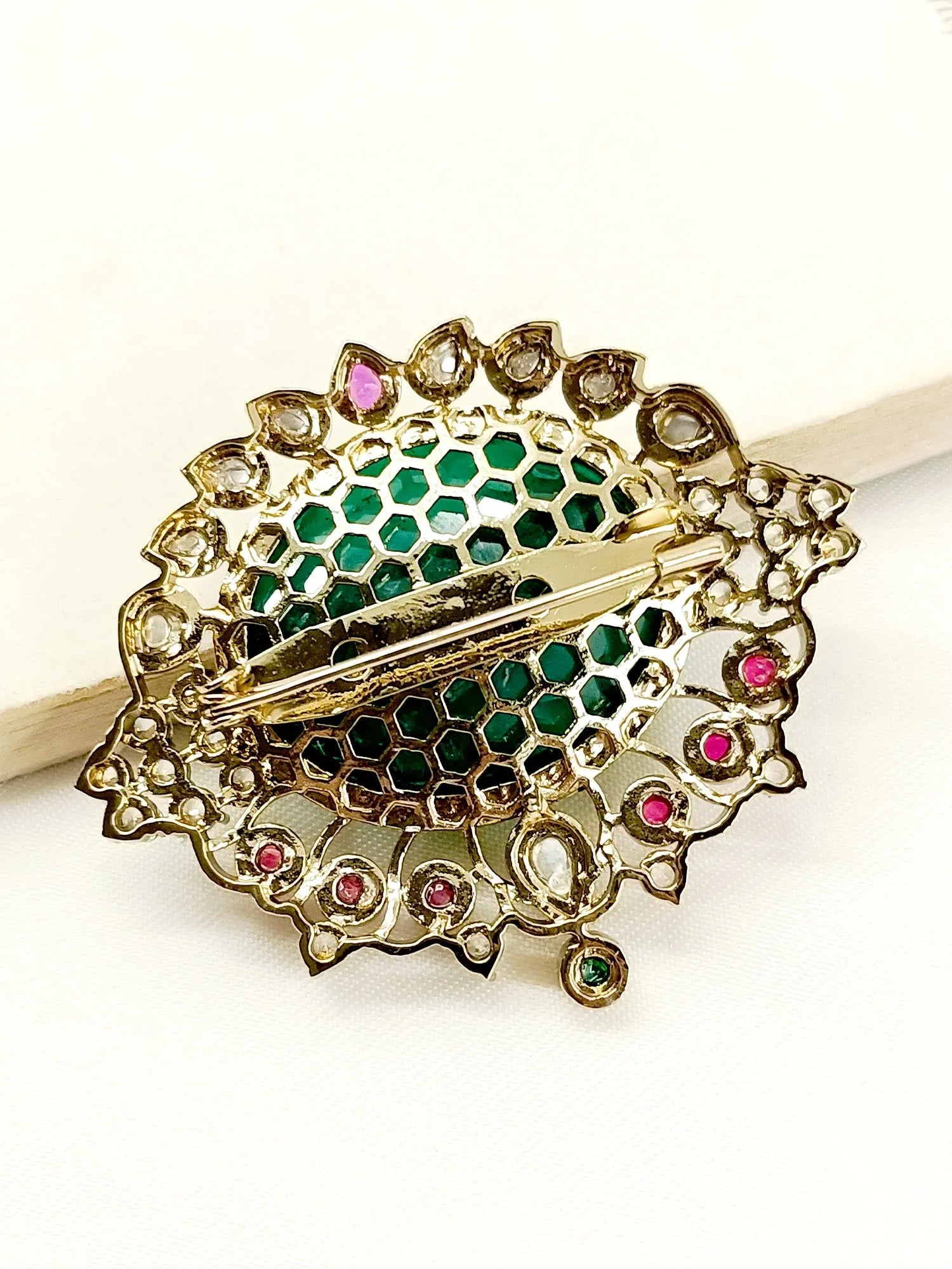Jagat Green Men's Brooch