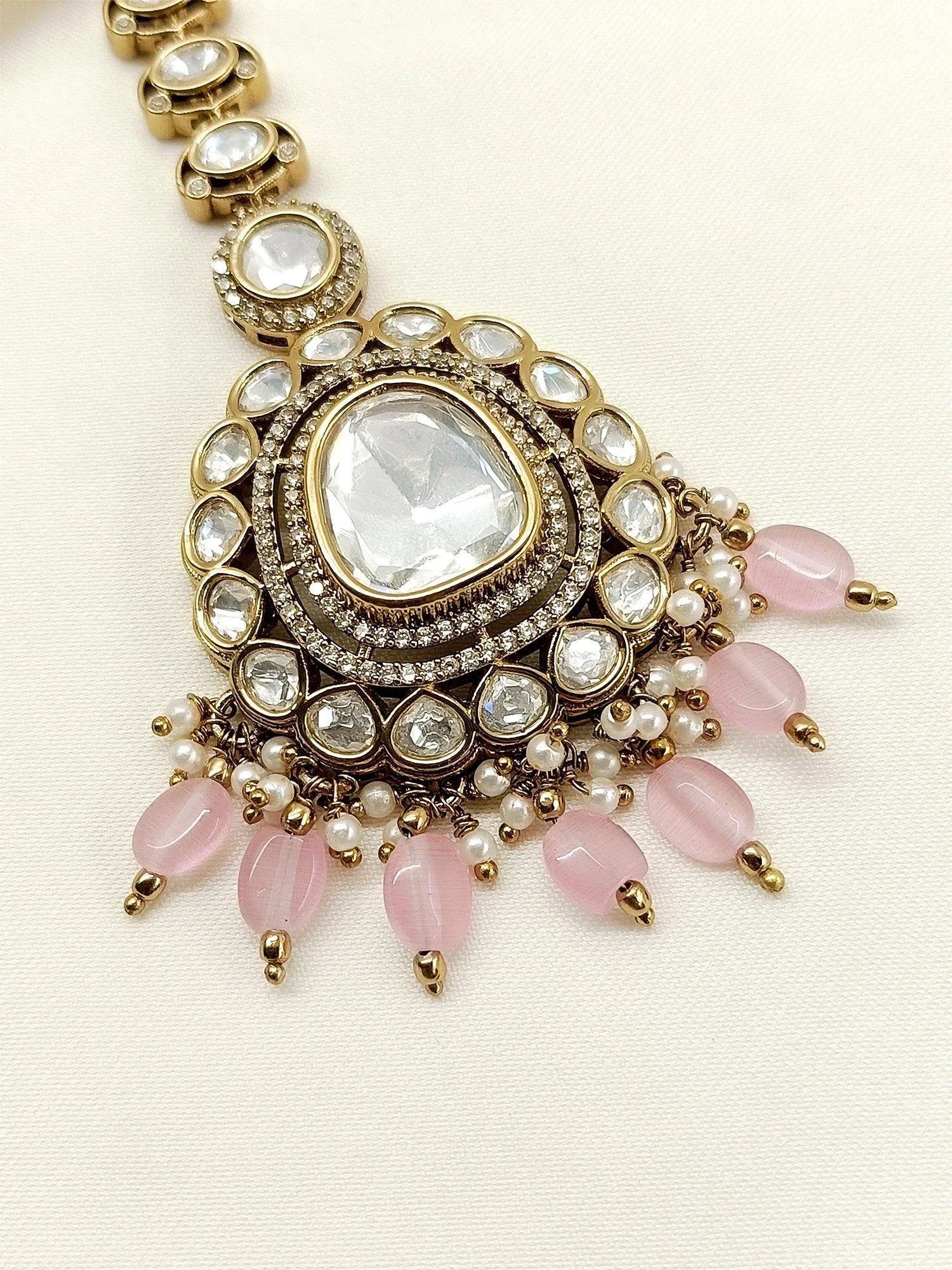 Shubhasini Baby Pink Victorian Teeka