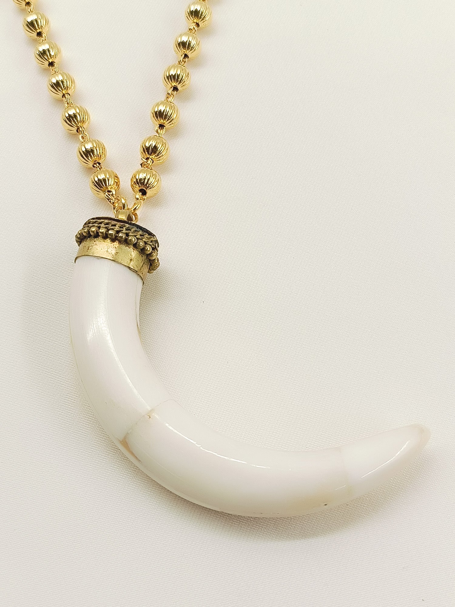 Utari White Bone Neckpiece