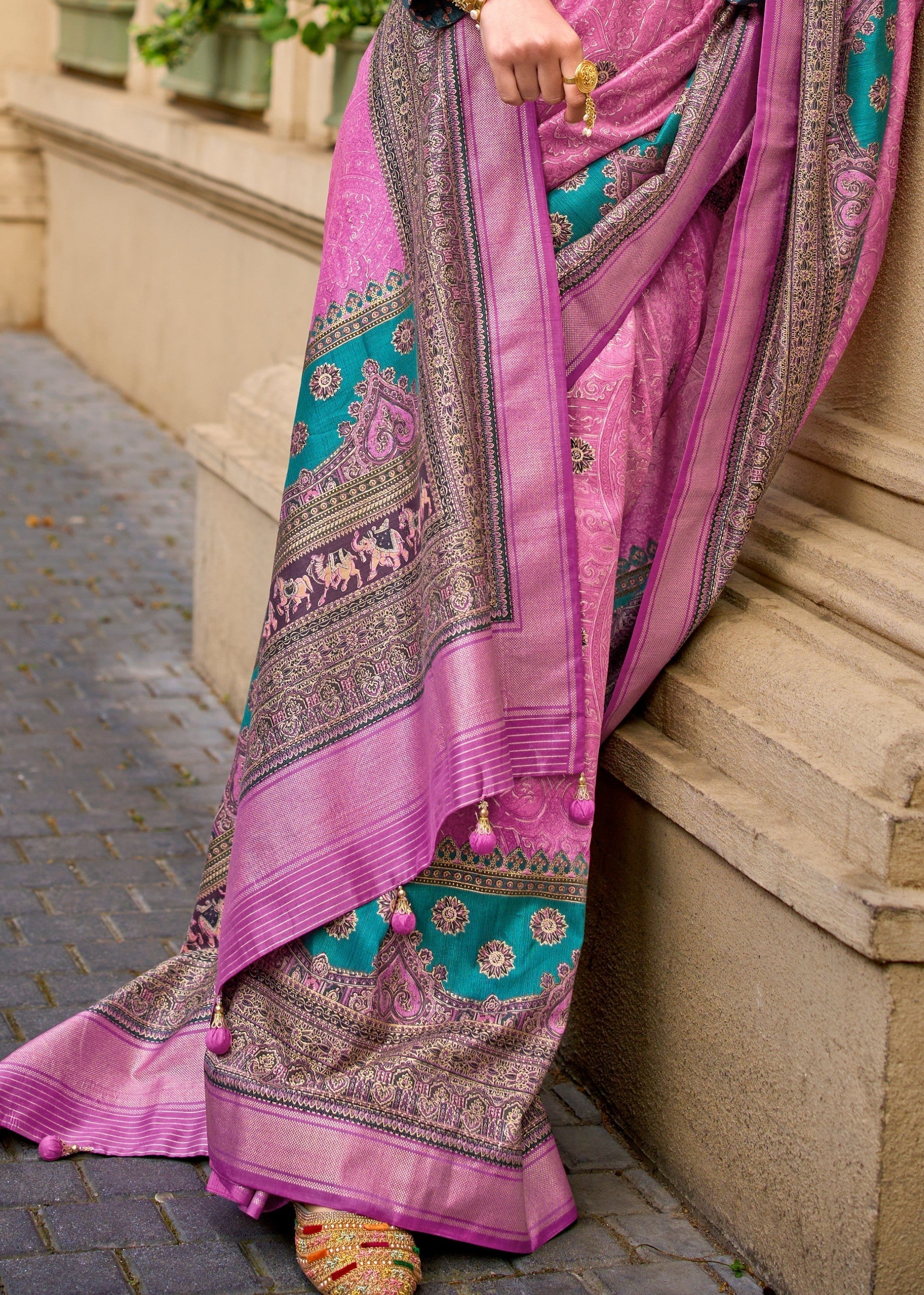 Fuscia Pink Poly Viscose Silk Saree With Foil Print - qivii