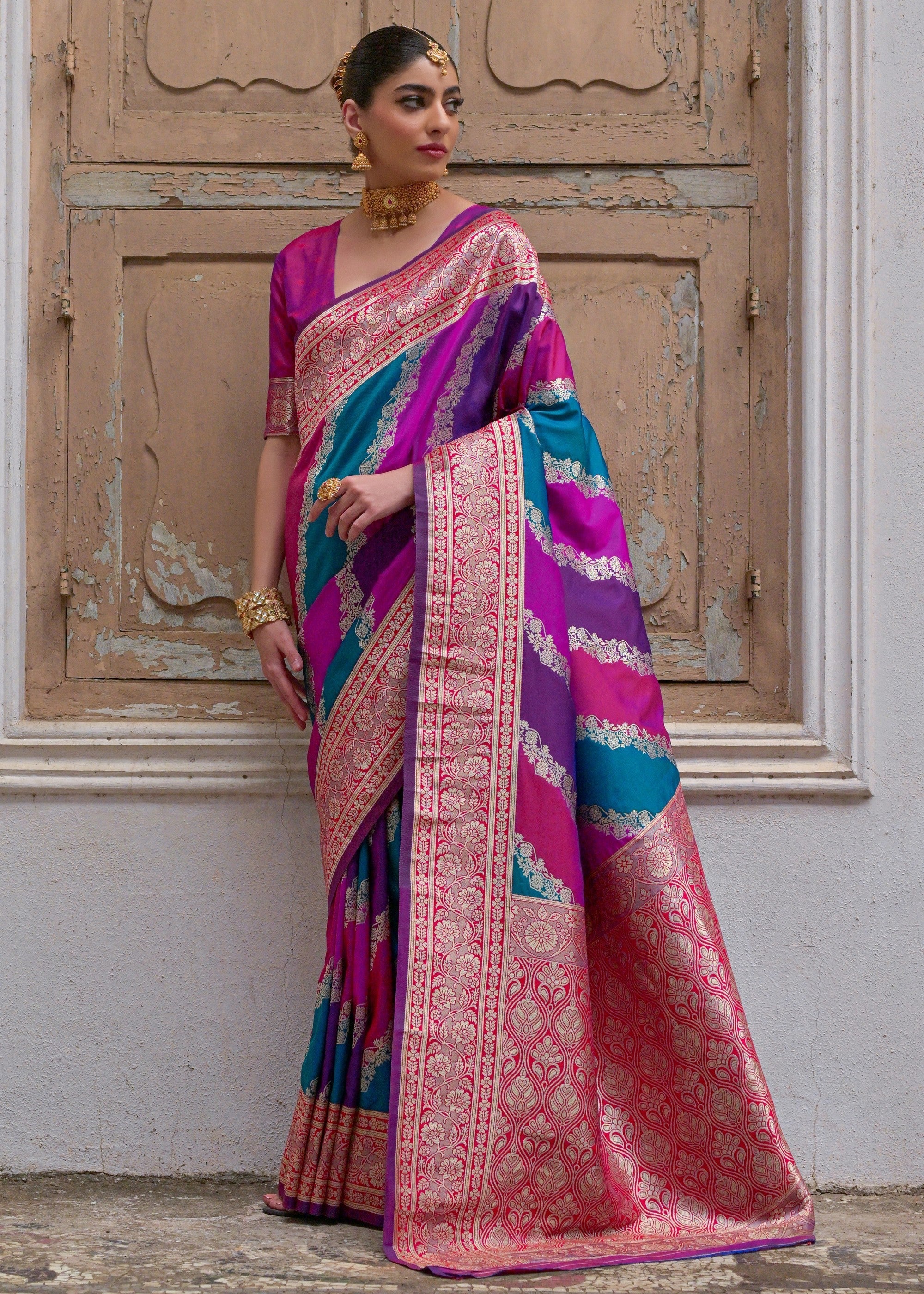 Pink Leriya Zari Woven Saree With Contrast Pallu - qivii