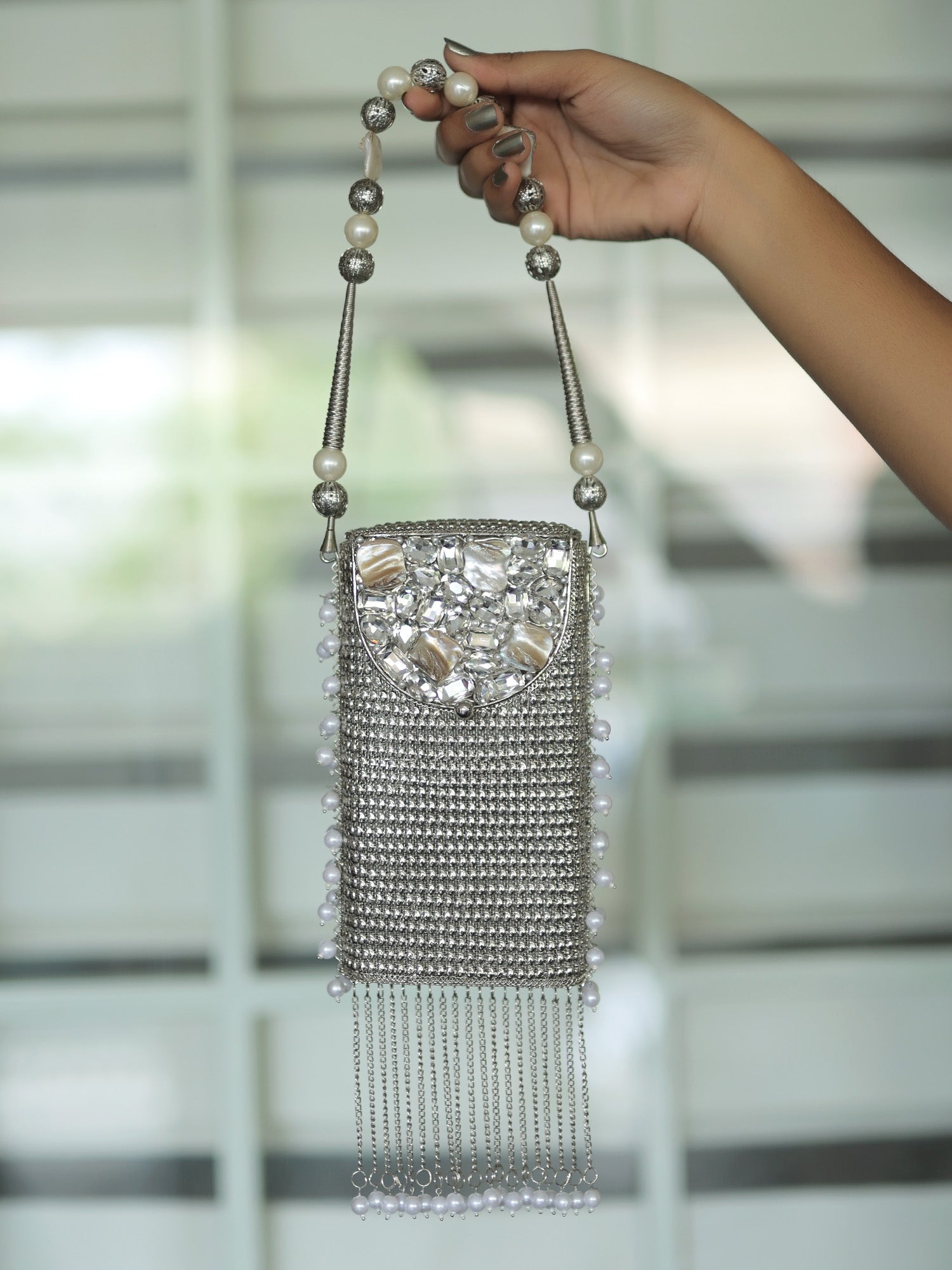 Ziena Silver Mobile Pouch