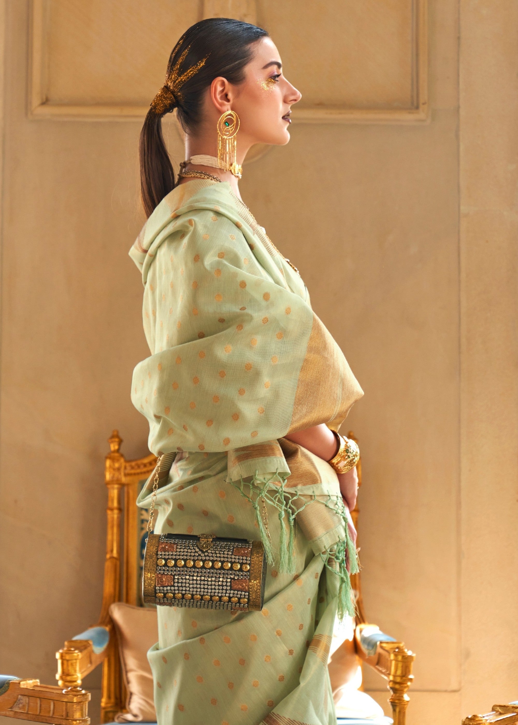 Chartreuse Yellow Tissue and Khicha Zari Handloom Weaving Silk Saree - qivii