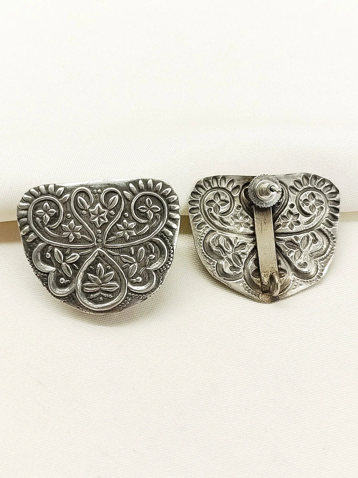 Nivasini Plain Oxidized Tops