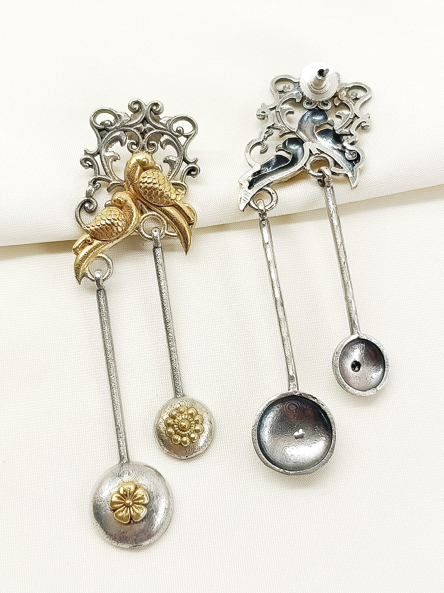 Saani Plain Oxidized Earring