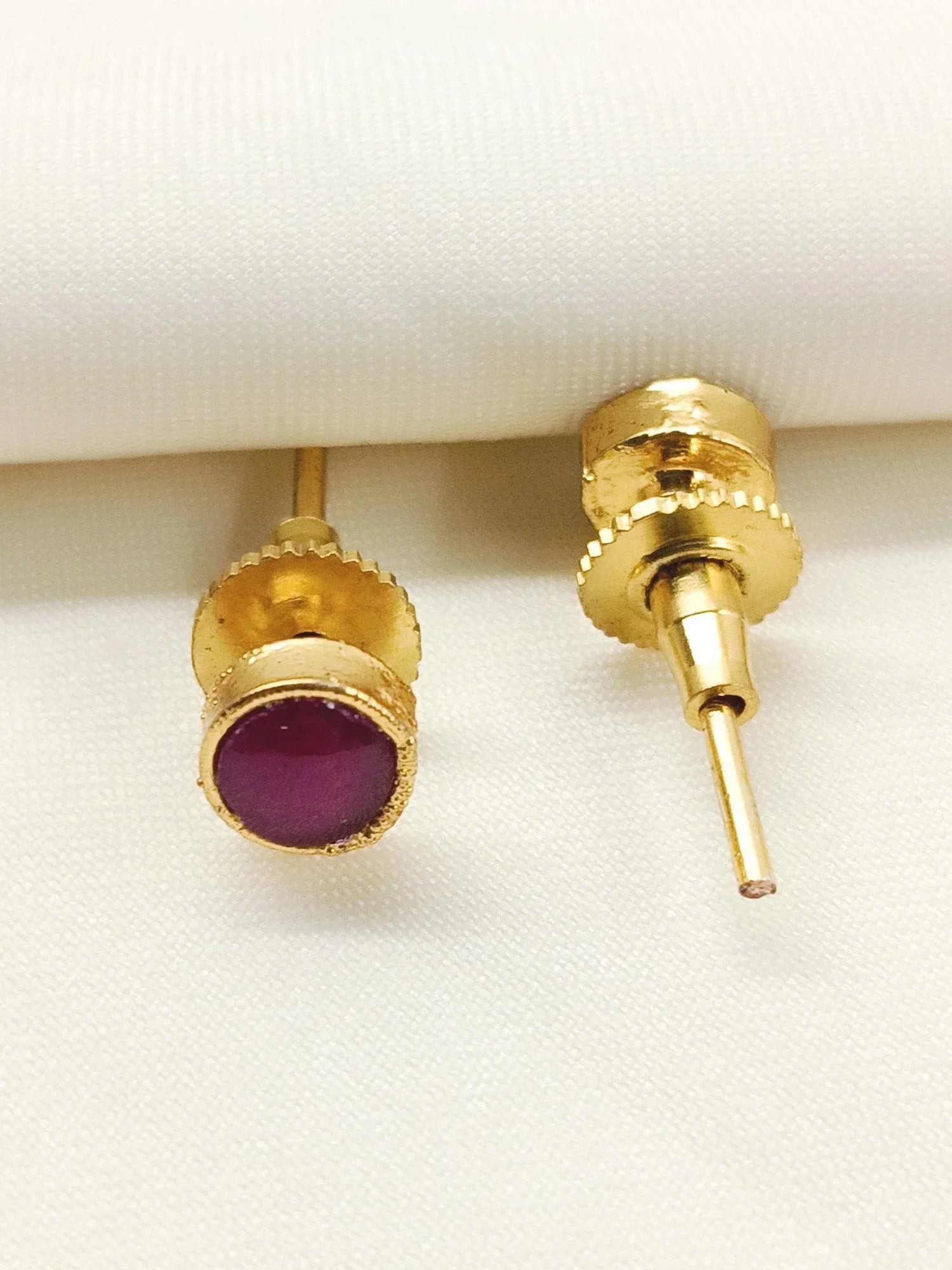 Malhar Ruby Kundan Earcuff With Stud