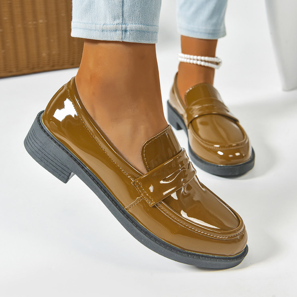 Women's Plus Size Gloss Chunky Heel Loafers Lacquer-Finish Slip-Ons