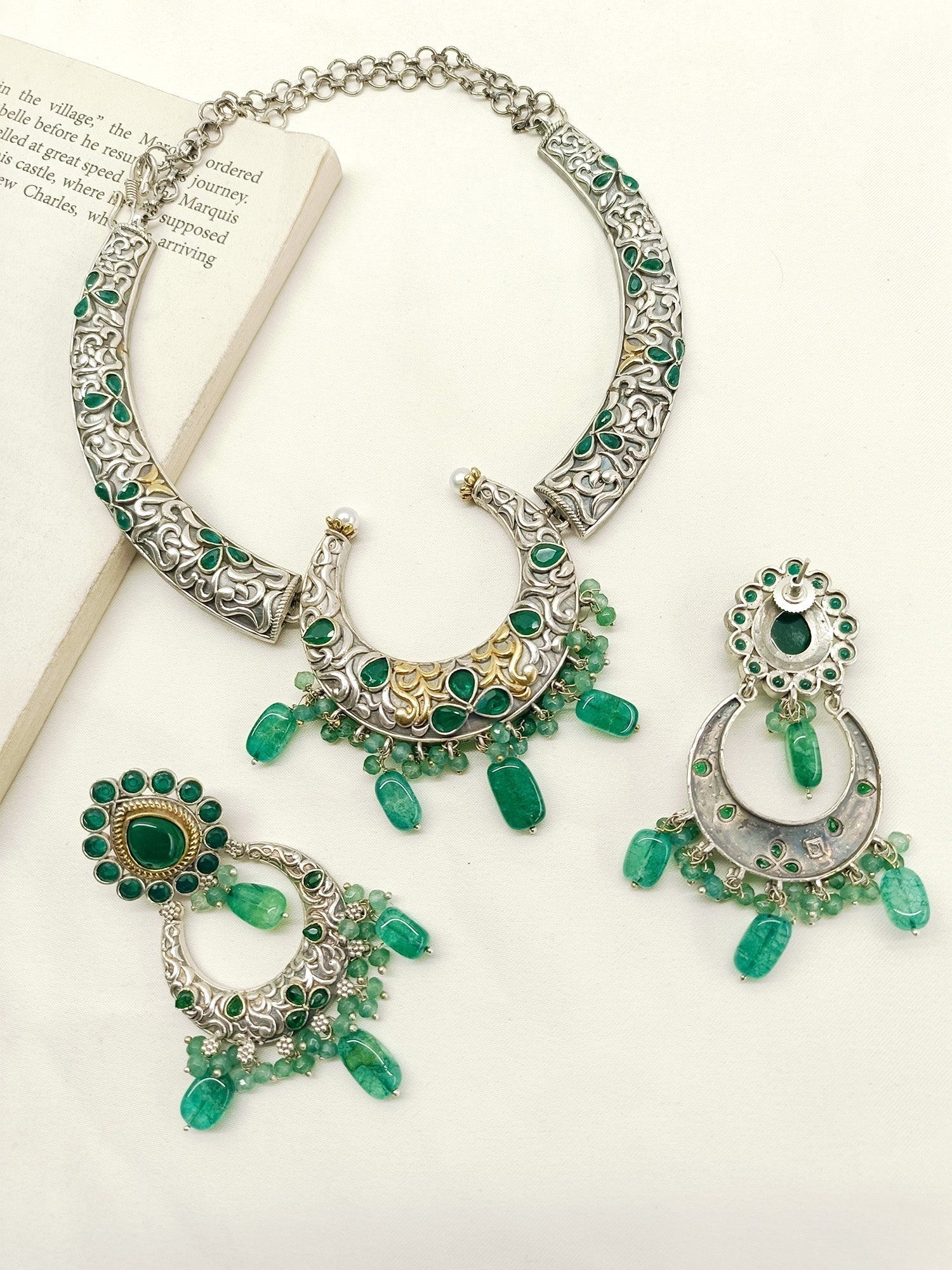 Shaniya Green Oxidized Necklace Set - qivii