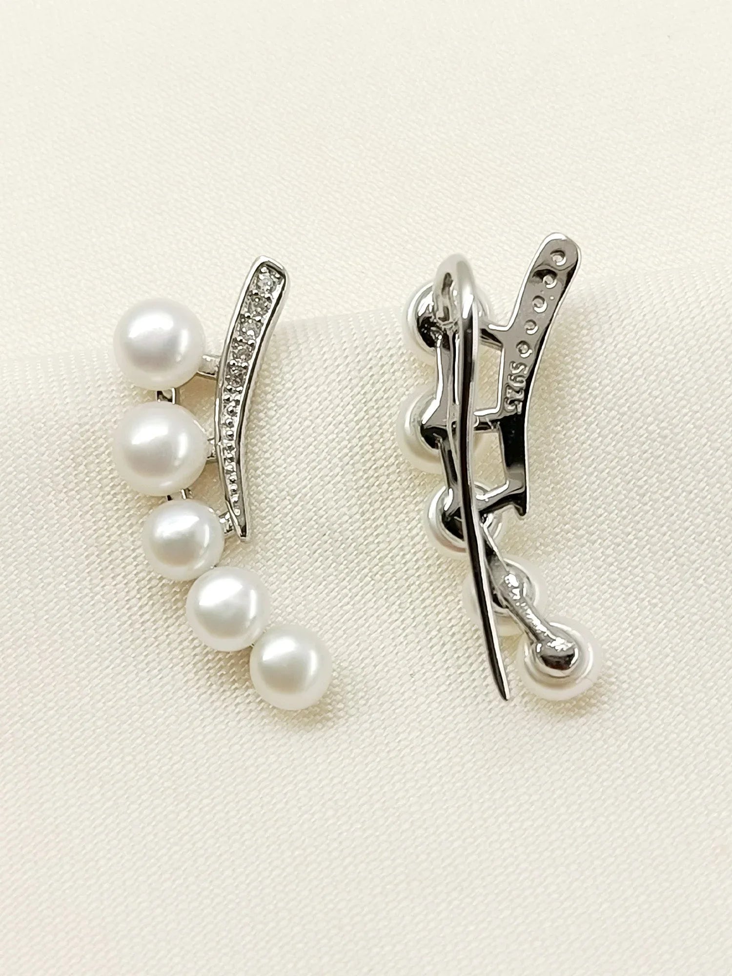 Yashi 92.5 Silver Swarovski Stone Earcuffs