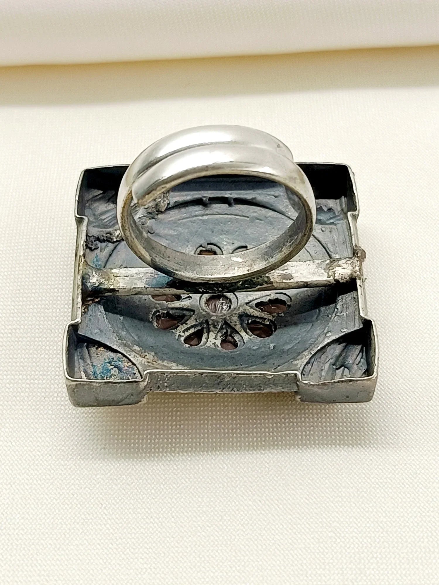 Chanda Baby Pink Oxidized Finger Ring