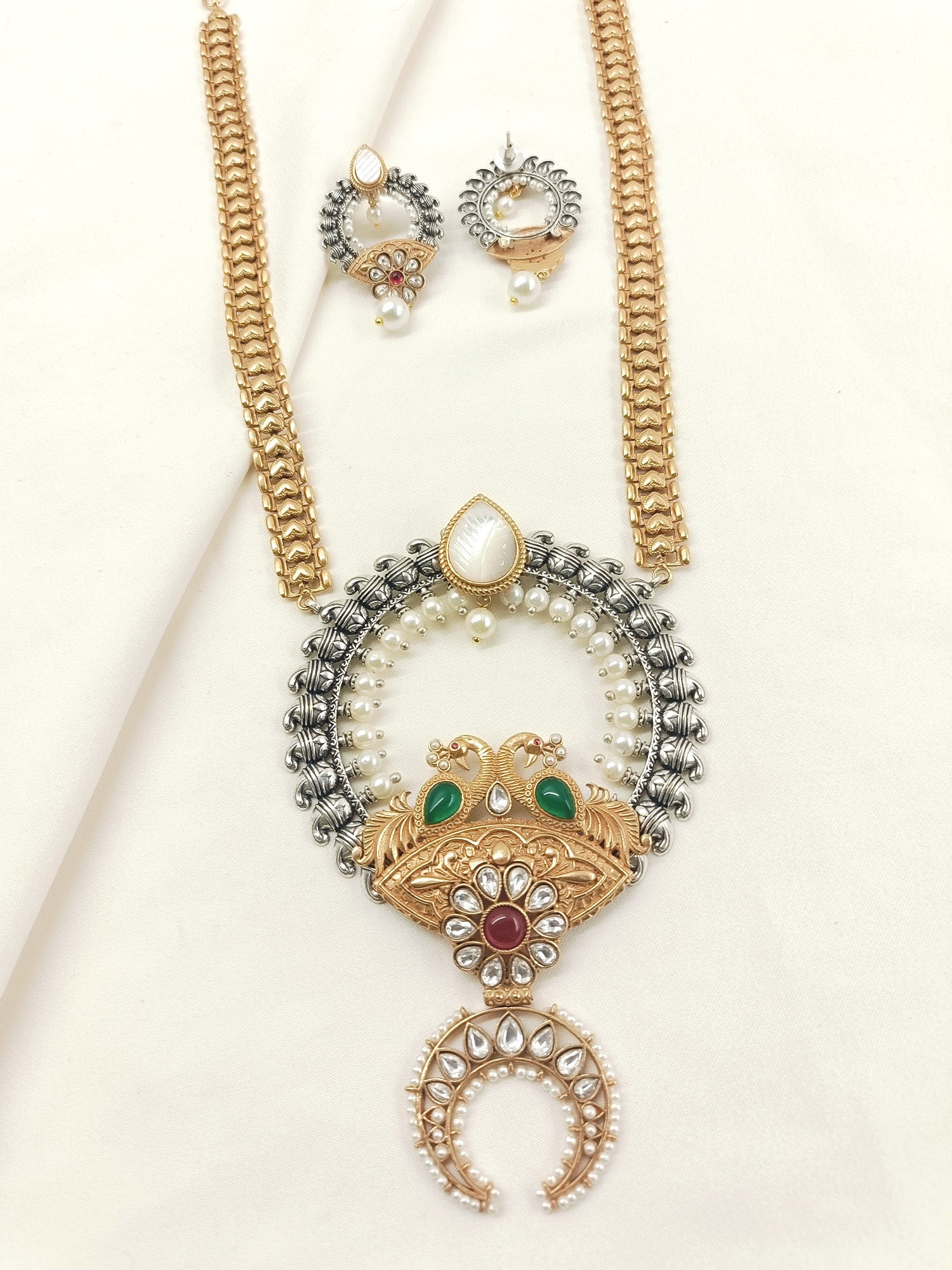 Tanushree R&G Boutique Necklace Set