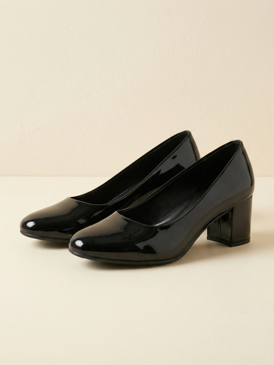 Margot Heels