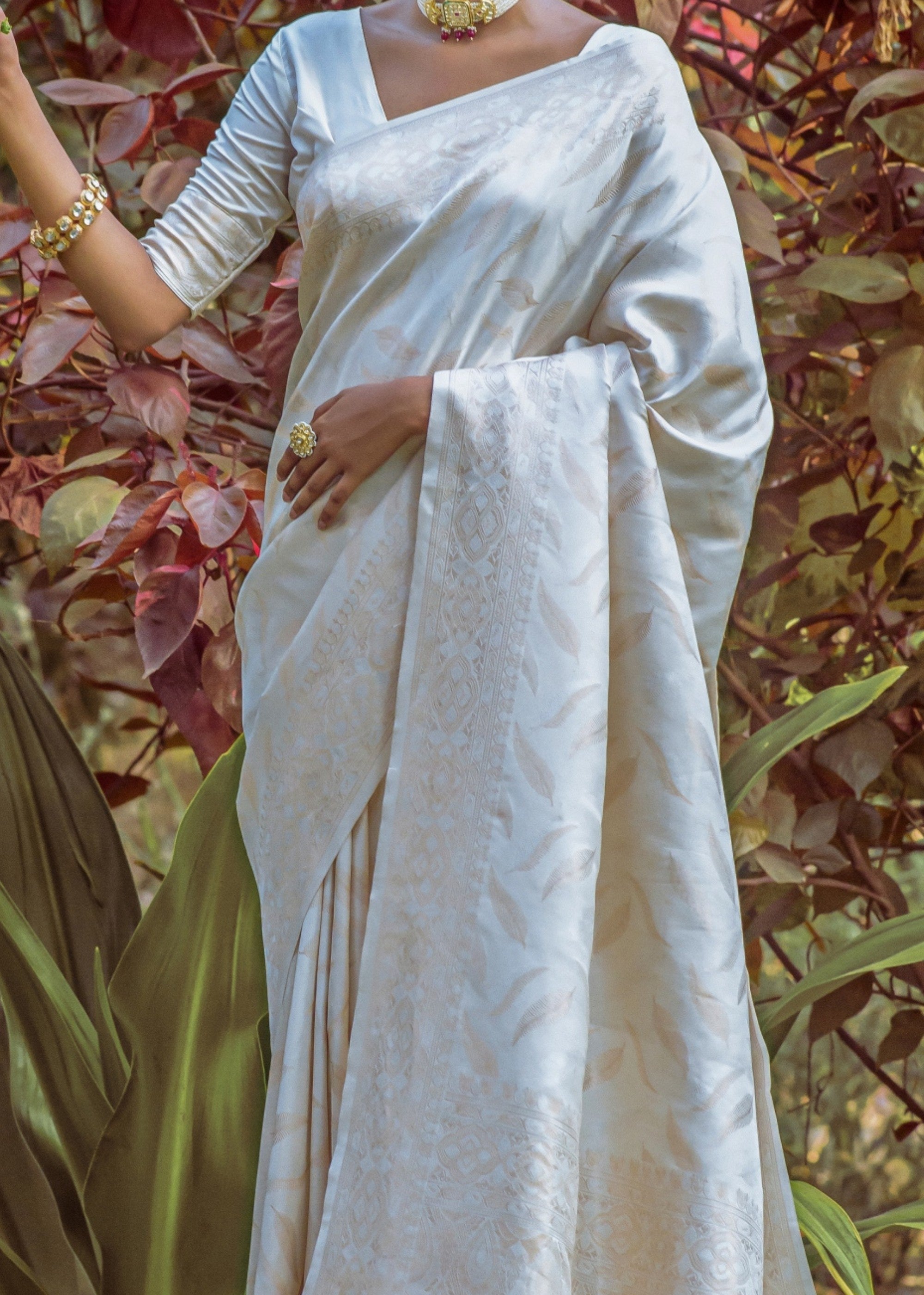 Cloud White Zari Woven Silk Saree - qivii