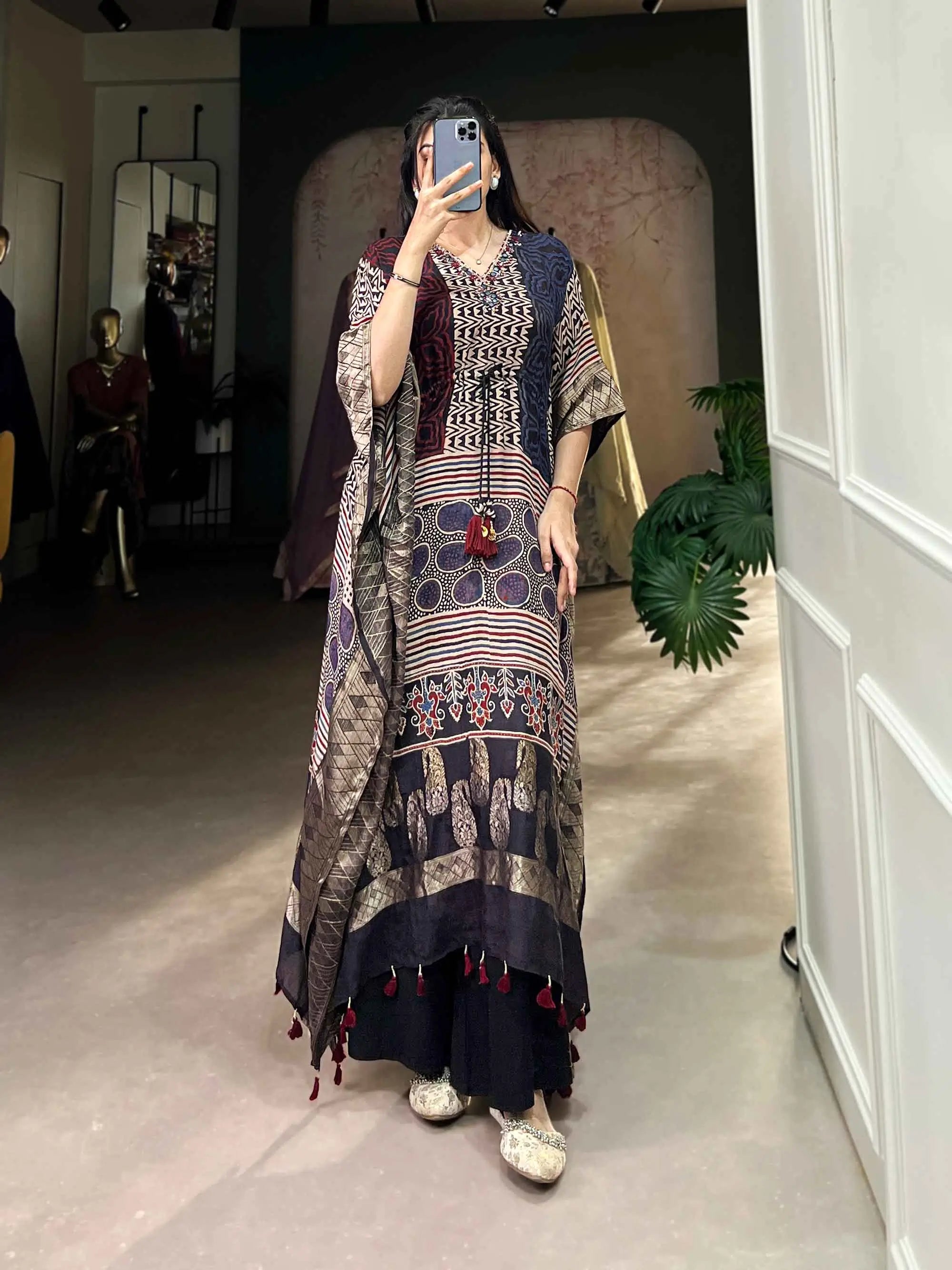 Multi Color Real Mirror Hand Work With Zari Border Kaftan - qivii