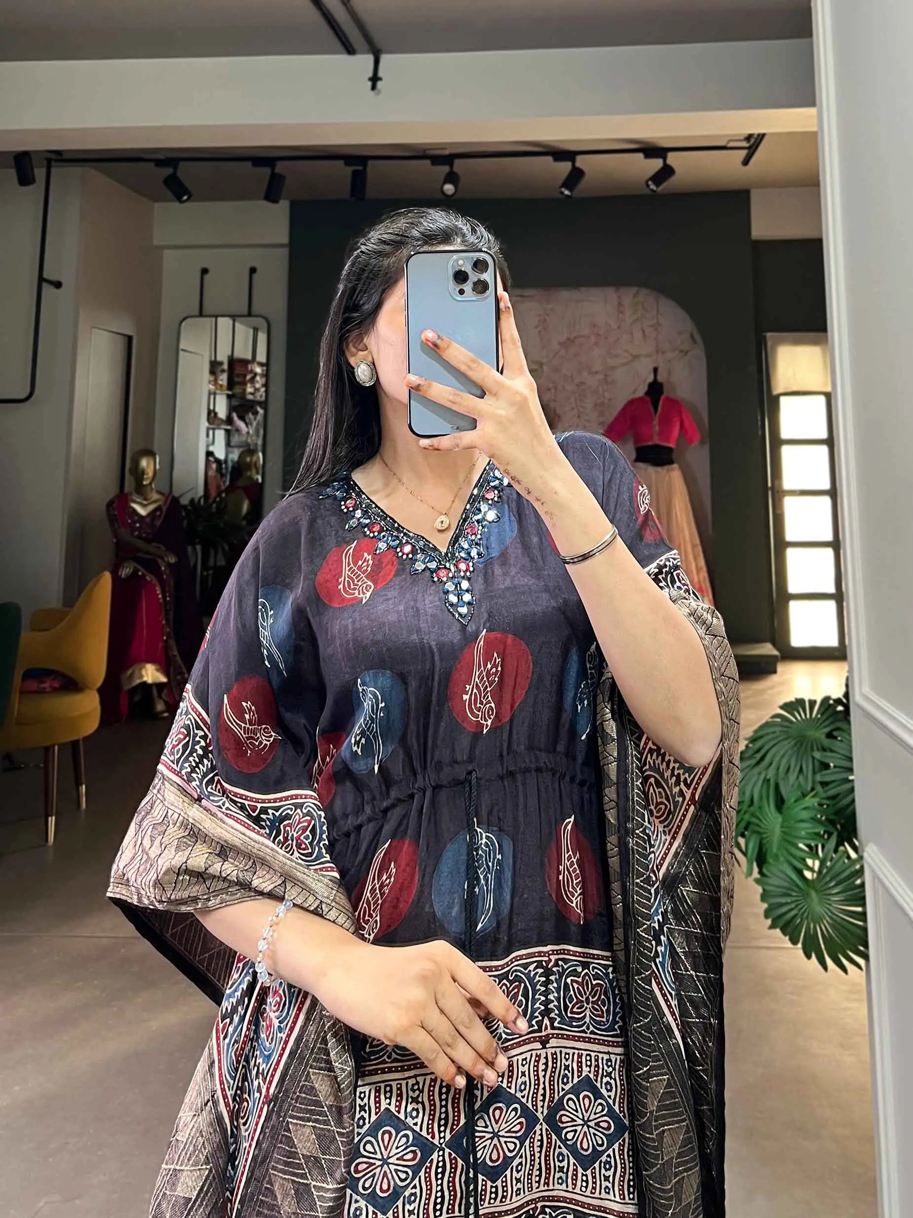 Black Real Mirror And Hand Work With Zari Border Kaftan - qivii