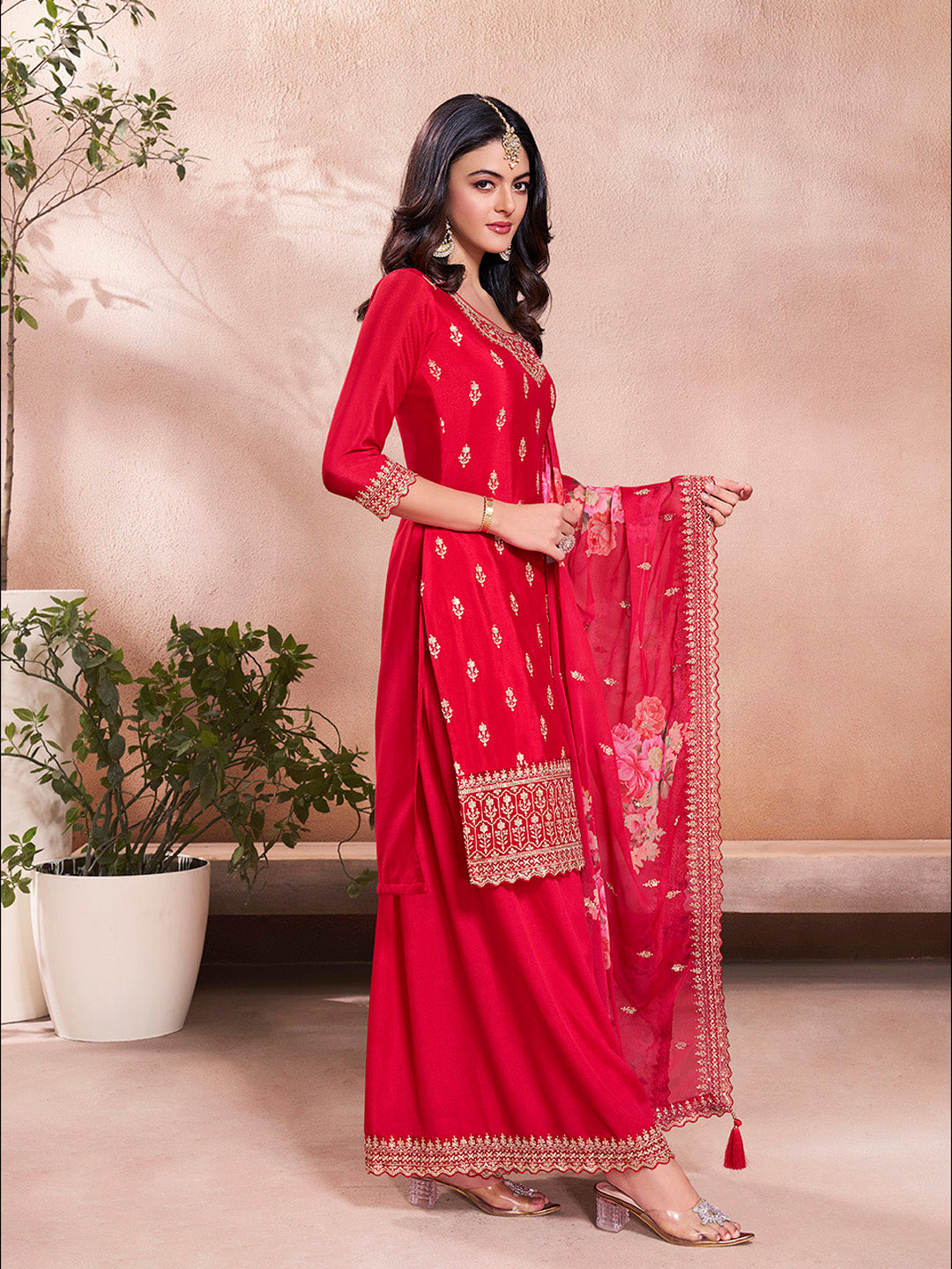 Red Butti Floral Pattern Sequins Embroidered Sharara Suit Set - qivii