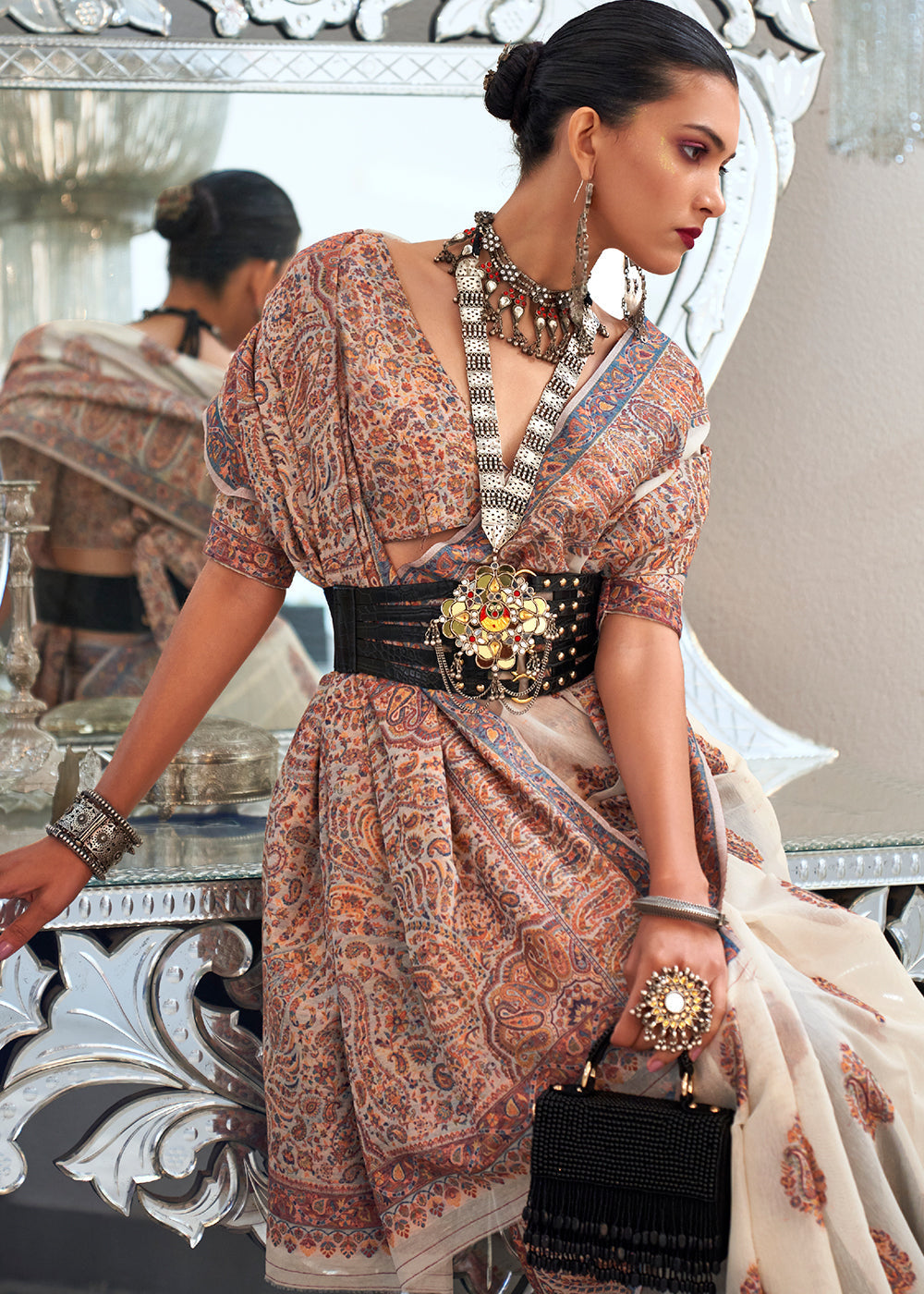 Pearl White Kashmiri Handloom Weaving Silk Saree - qivii