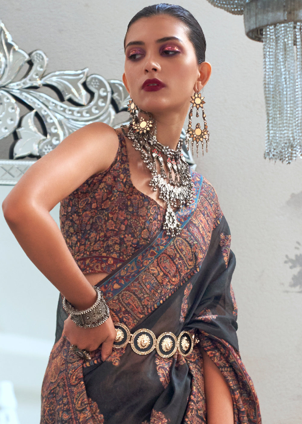 Midnight Black Kashmiri Handloom Weaving Silk Saree - qivii