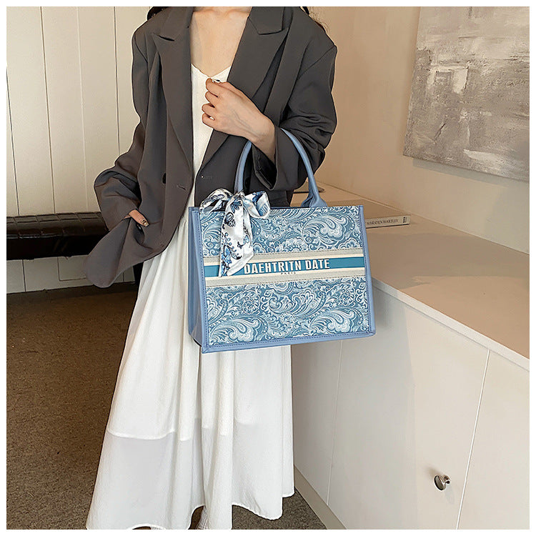 Women's Embroidered Commuter Tote Bag – Versatile Premium Shoulder Bag for Daily Errands, Shopping & Stylish Outings