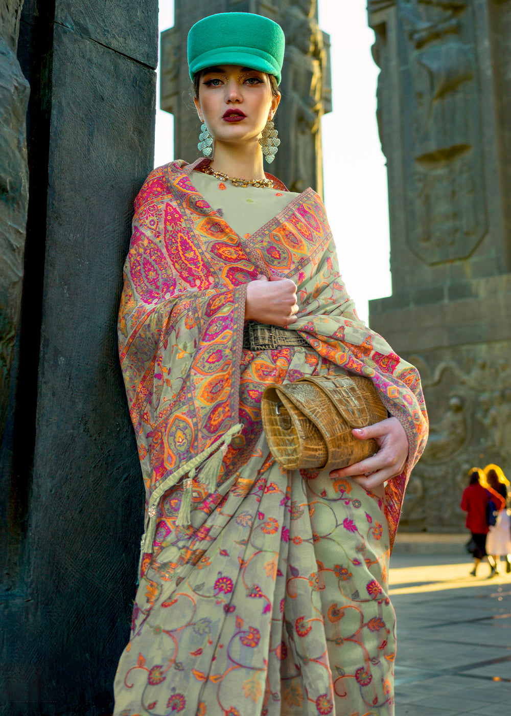 Tea Green Jamawar Woven Organza Silk Saree - qivii