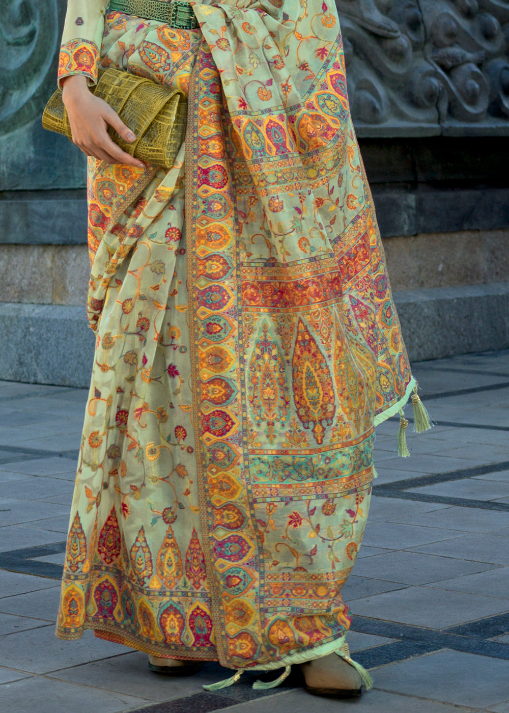 Tea Green Jamawar Woven Organza Silk Saree - qivii