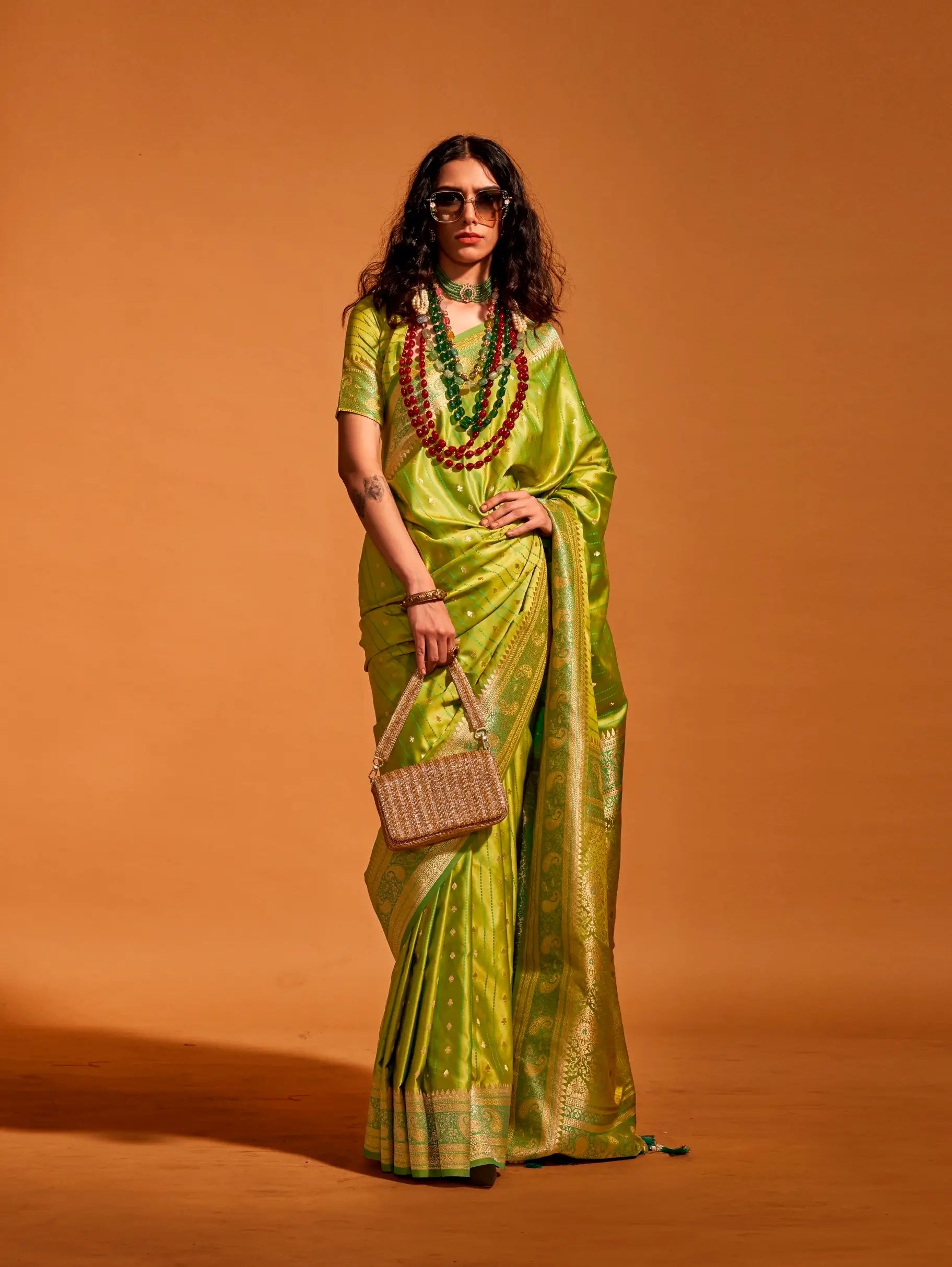 Parrot Green Satin Zari Handloom Weaving Silk Saree - qivii