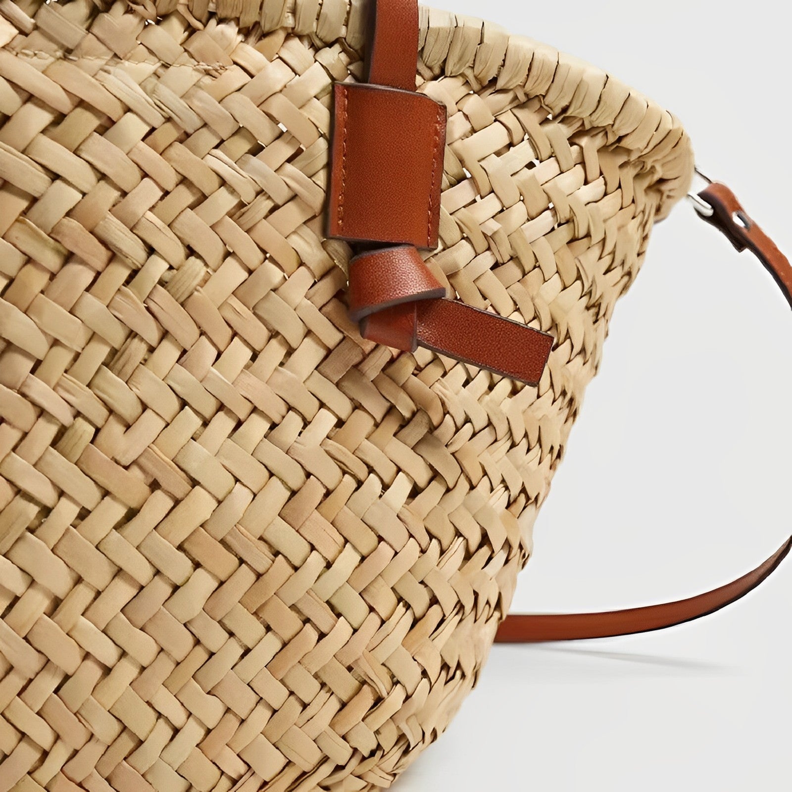 Hapah | Tote Bag - By Qivii