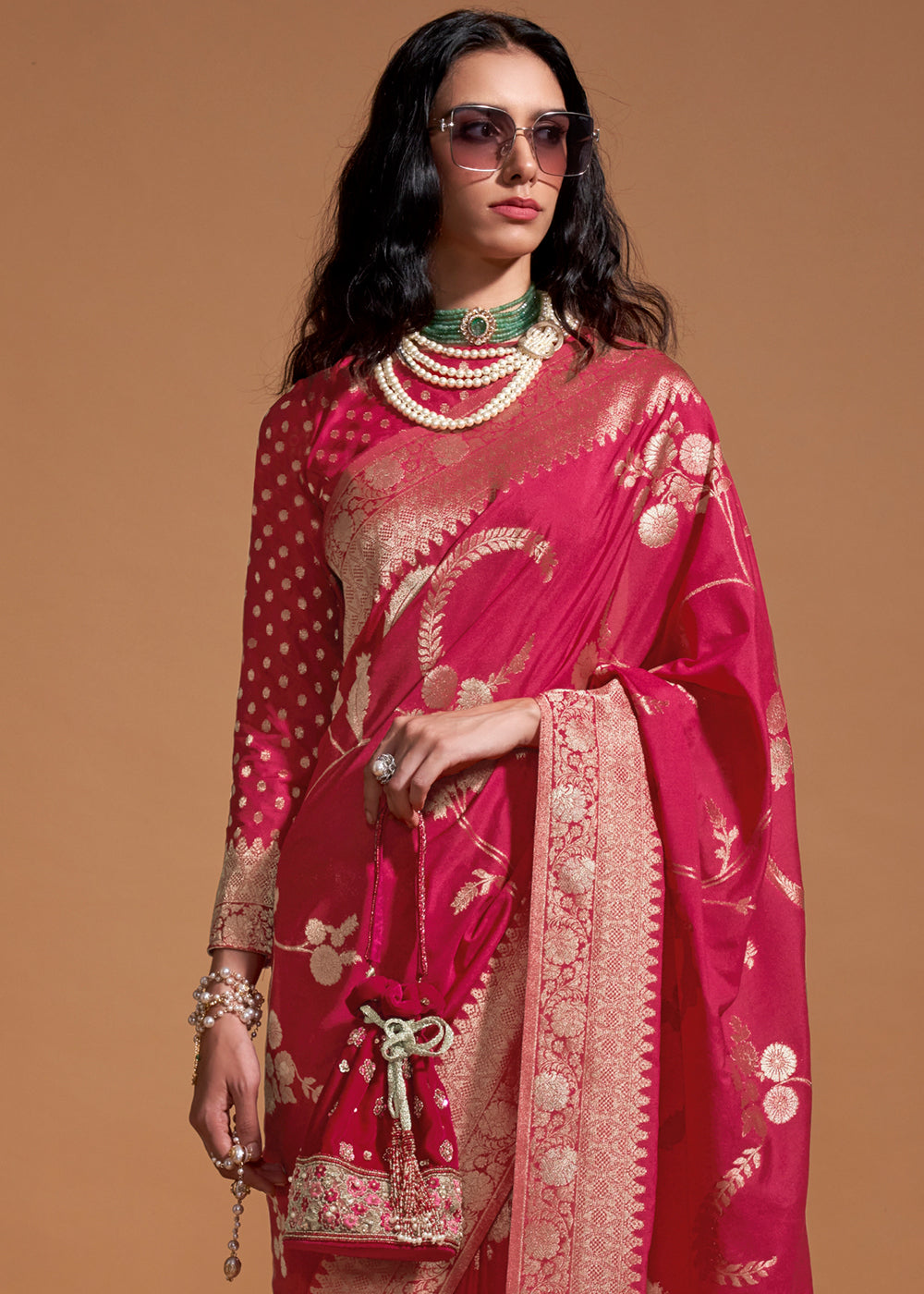Raspberry Pink Floral Handloom Woven Georgette Silk Saree - qivii