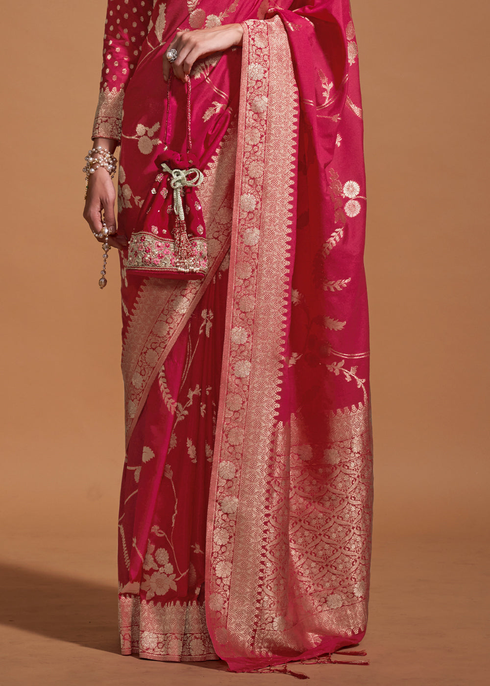Raspberry Pink Floral Handloom Woven Georgette Silk Saree - qivii