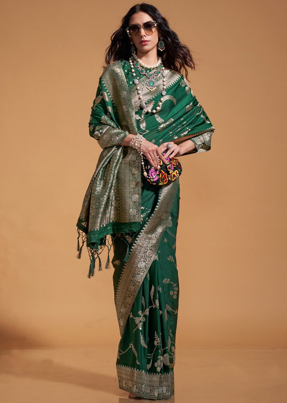 Dark Green Floral Handloom Woven Georgette Silk Saree : Top Pick - qivii