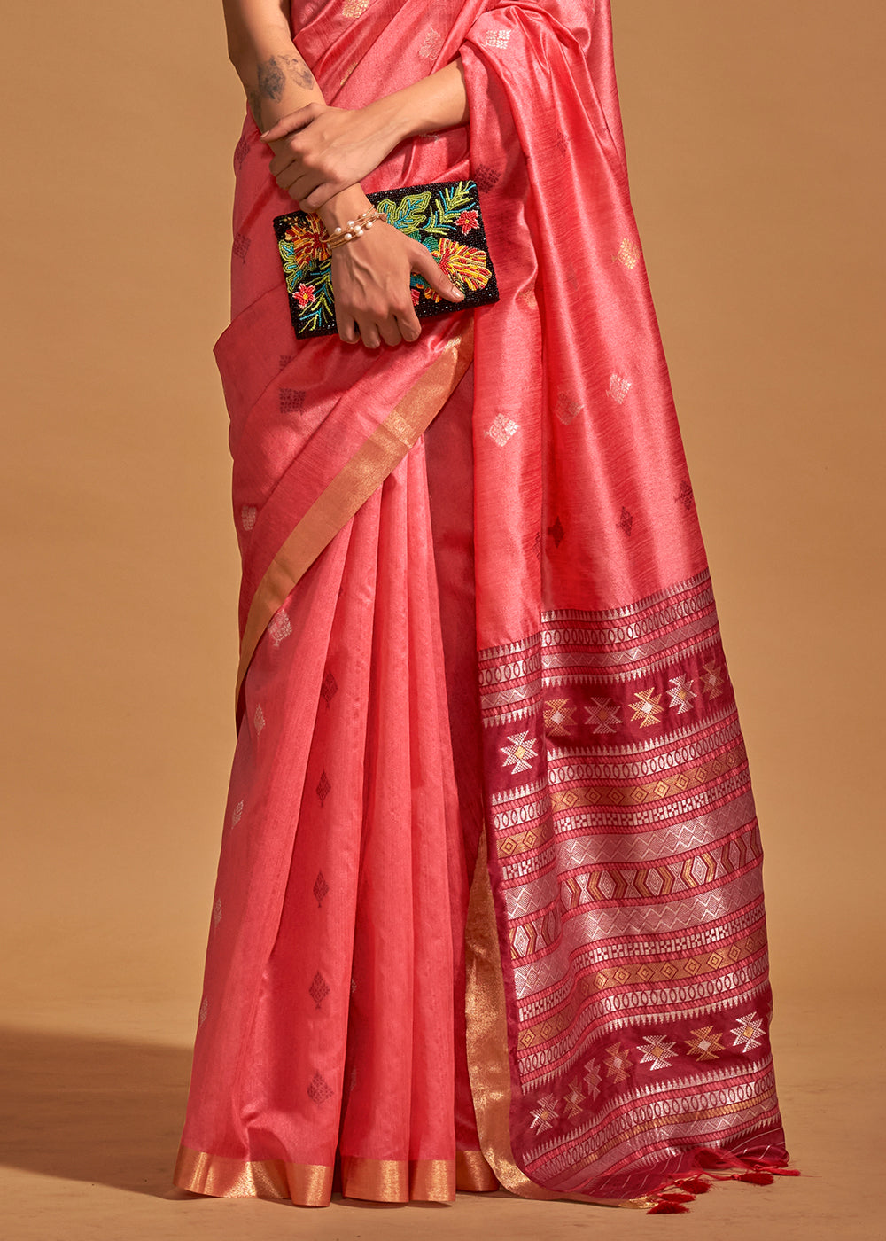 Brink Pink Handloom Woven Silk Saree - qivii