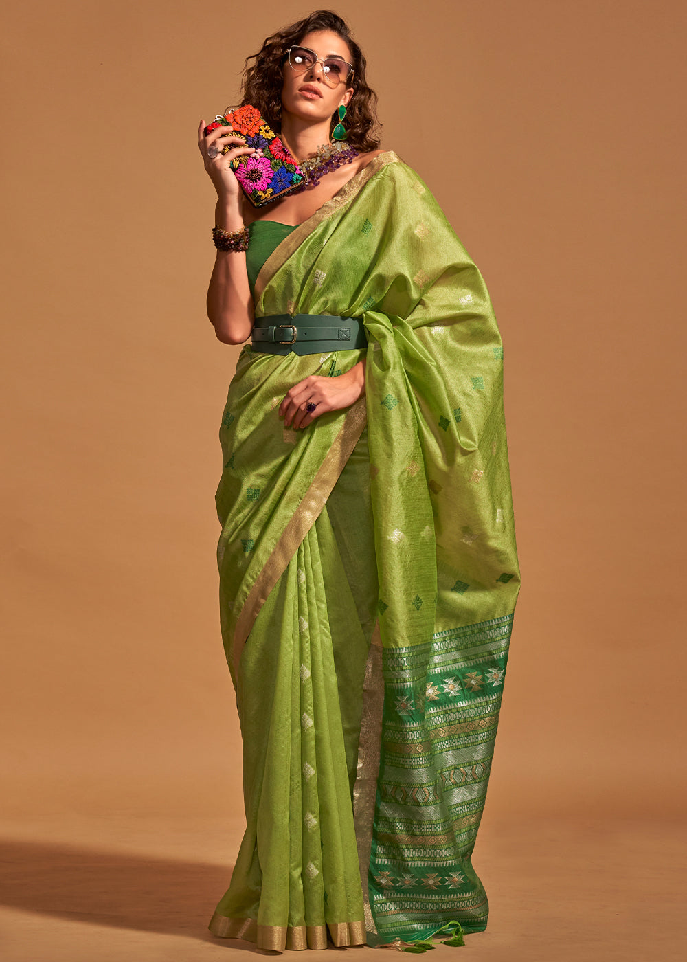 Shades Of Green Handloom Woven Silk Saree - qivii