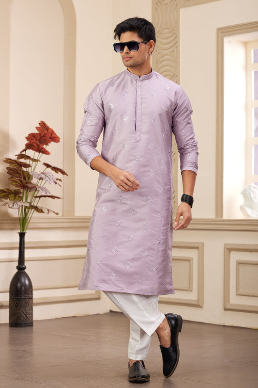 Men's Art Silk Thread Work Kurta Pyjama In Light Purple Colour