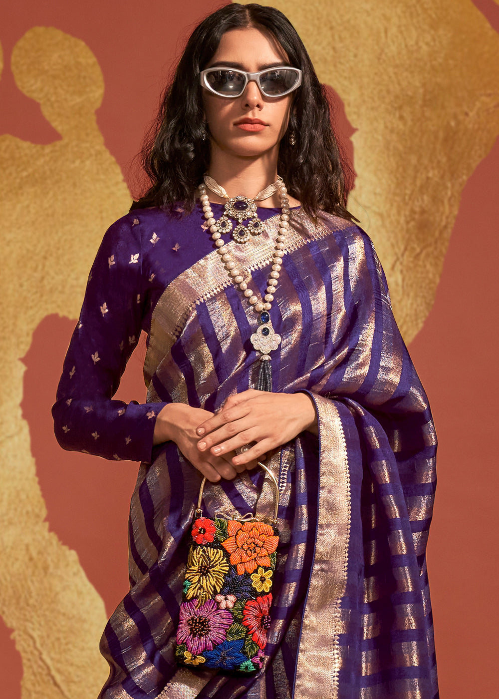 Indigo Brown Handwoven Viscose Designer Saree - qivii