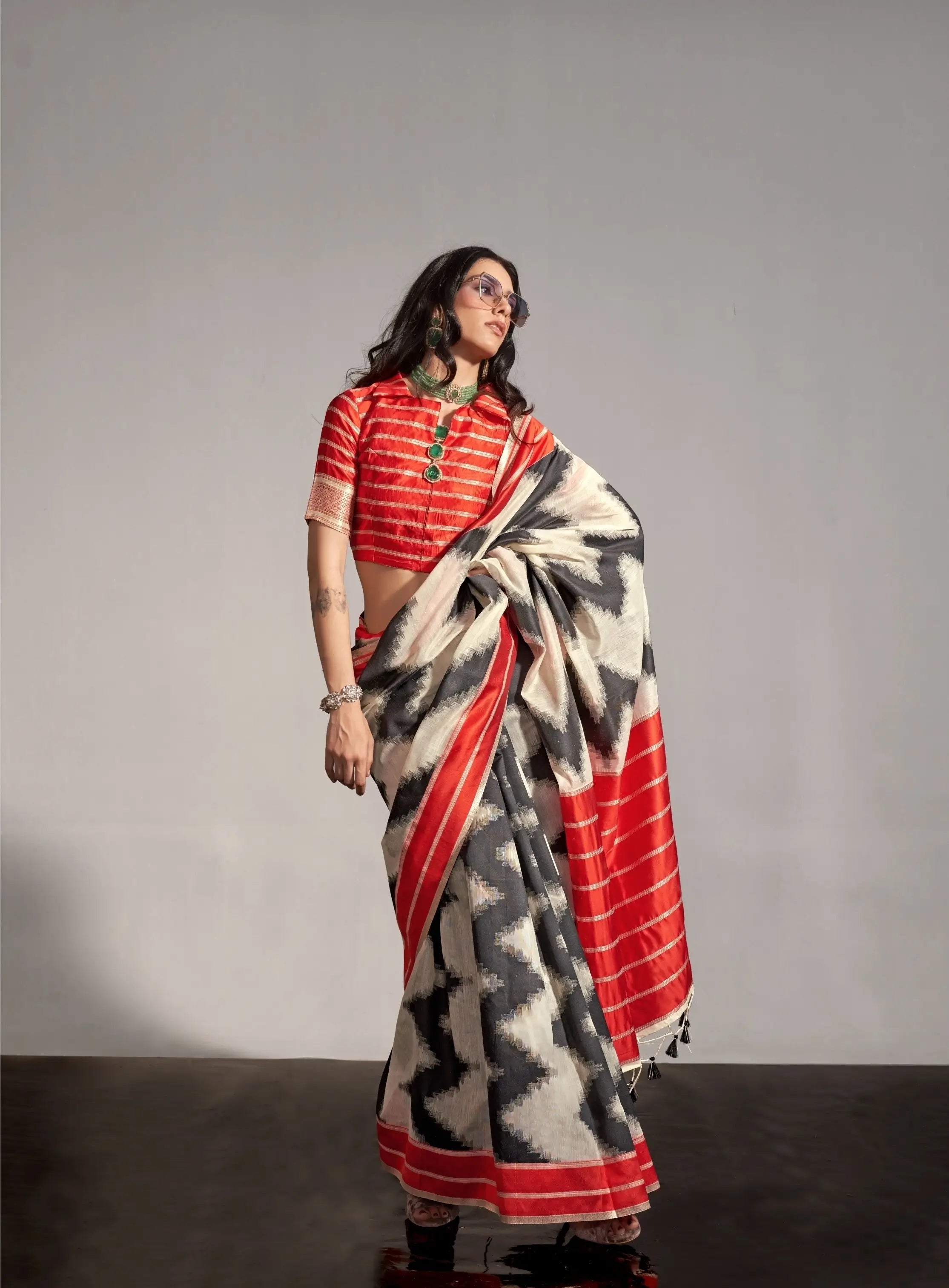 Cream Mal Spun Handwoven Silk Saree - qivii