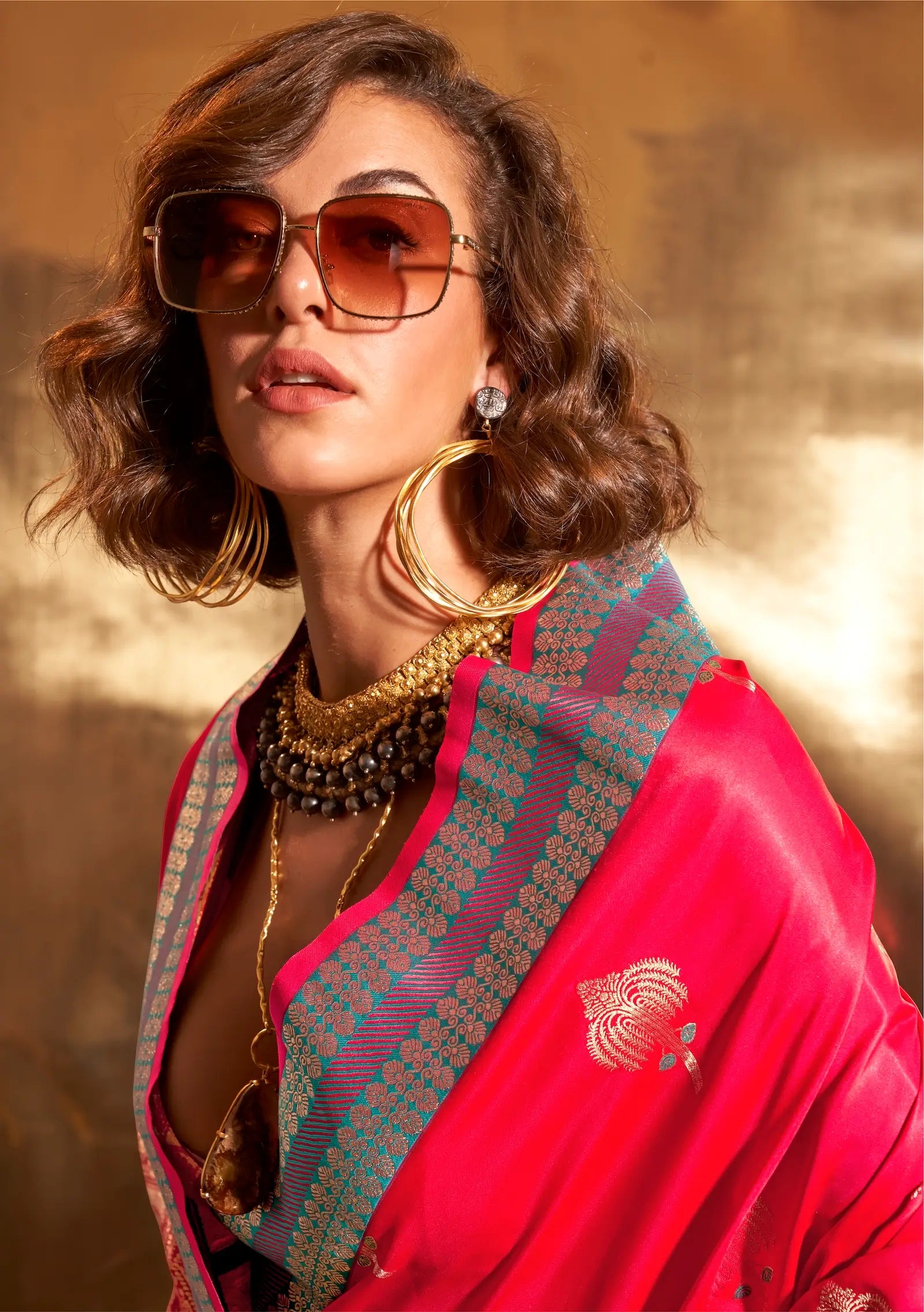 Bright Red Satin Handloom Weaving Silk Saree - qivii