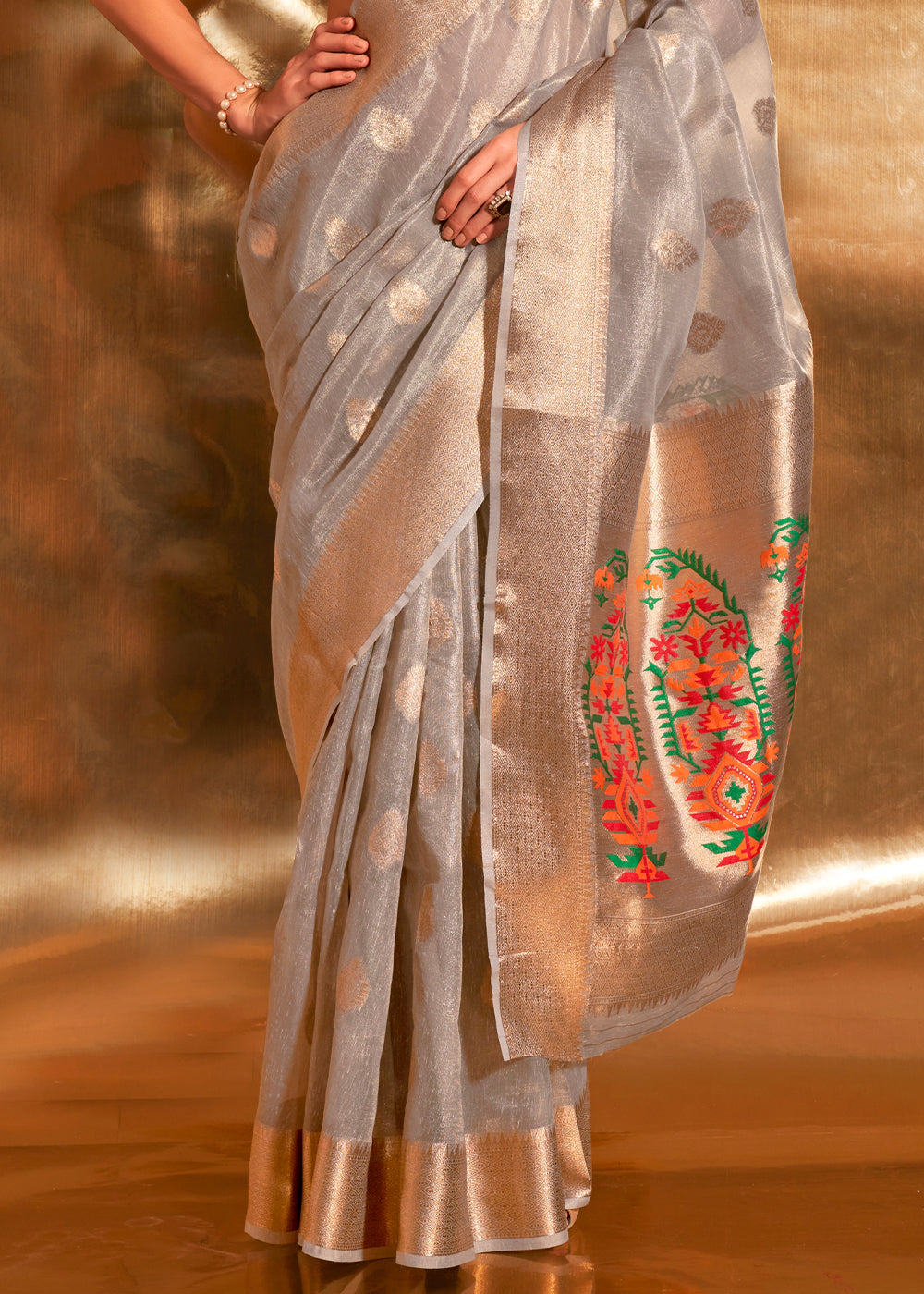 Coin Grey Zari Woven Tissue Silk Saree Having Paithani Pallu - qivii