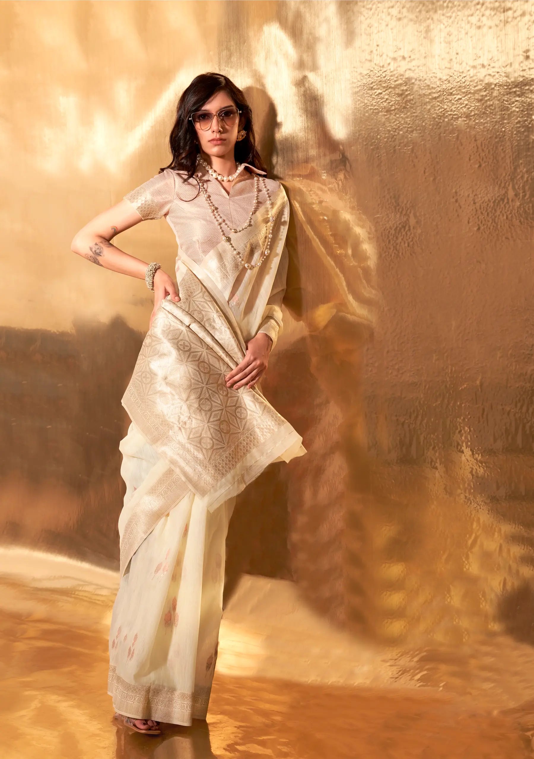 Beige Linen Cotton Zari Weaving Saree - qivii