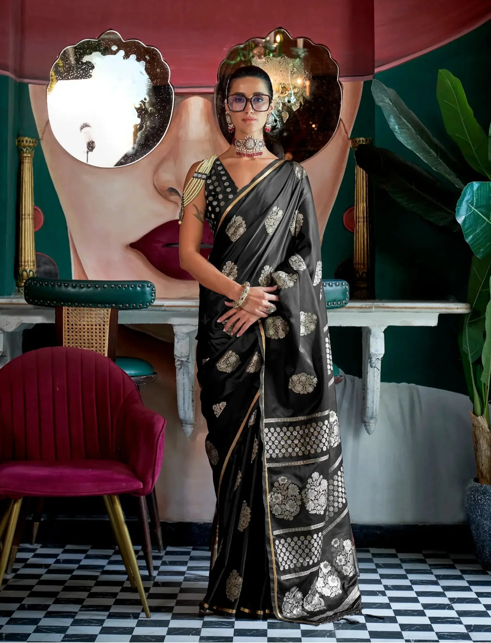 Black Satin Handloom Silk Zari Weaving Work Saree - qivii