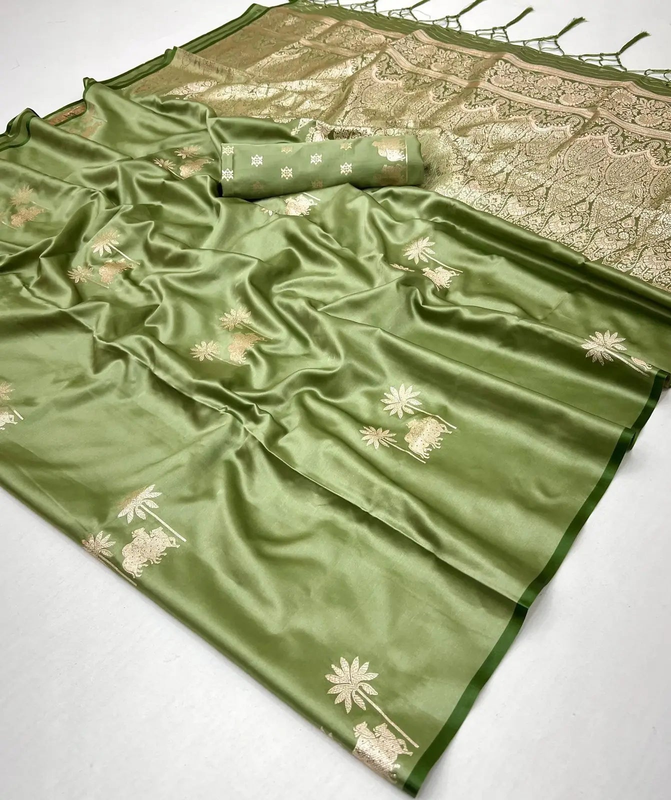 Pista Green Satin Handloom Zari Weaving Silk Saree - qivii