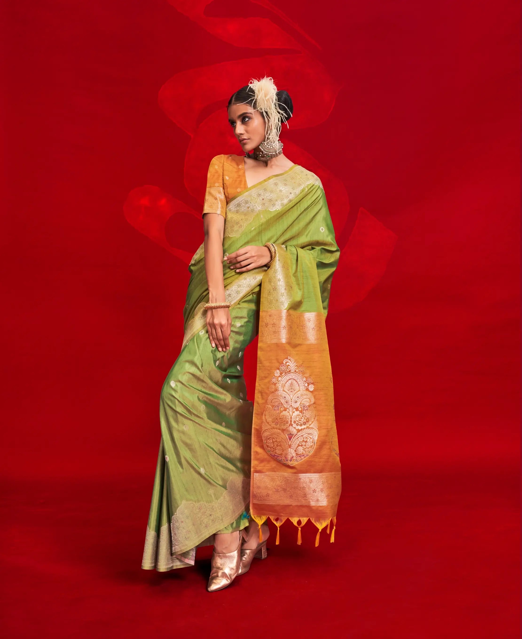 Olive Green Tussar Silk Zari Weaving saree - qivii
