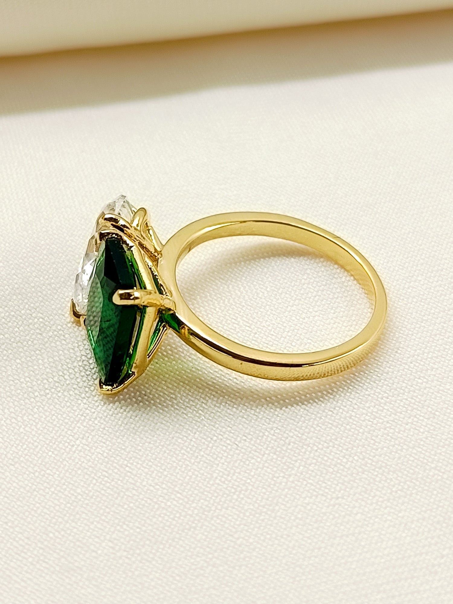 Gauhar 92.5 Silver Swarovski Stone Finger Ring - qivii