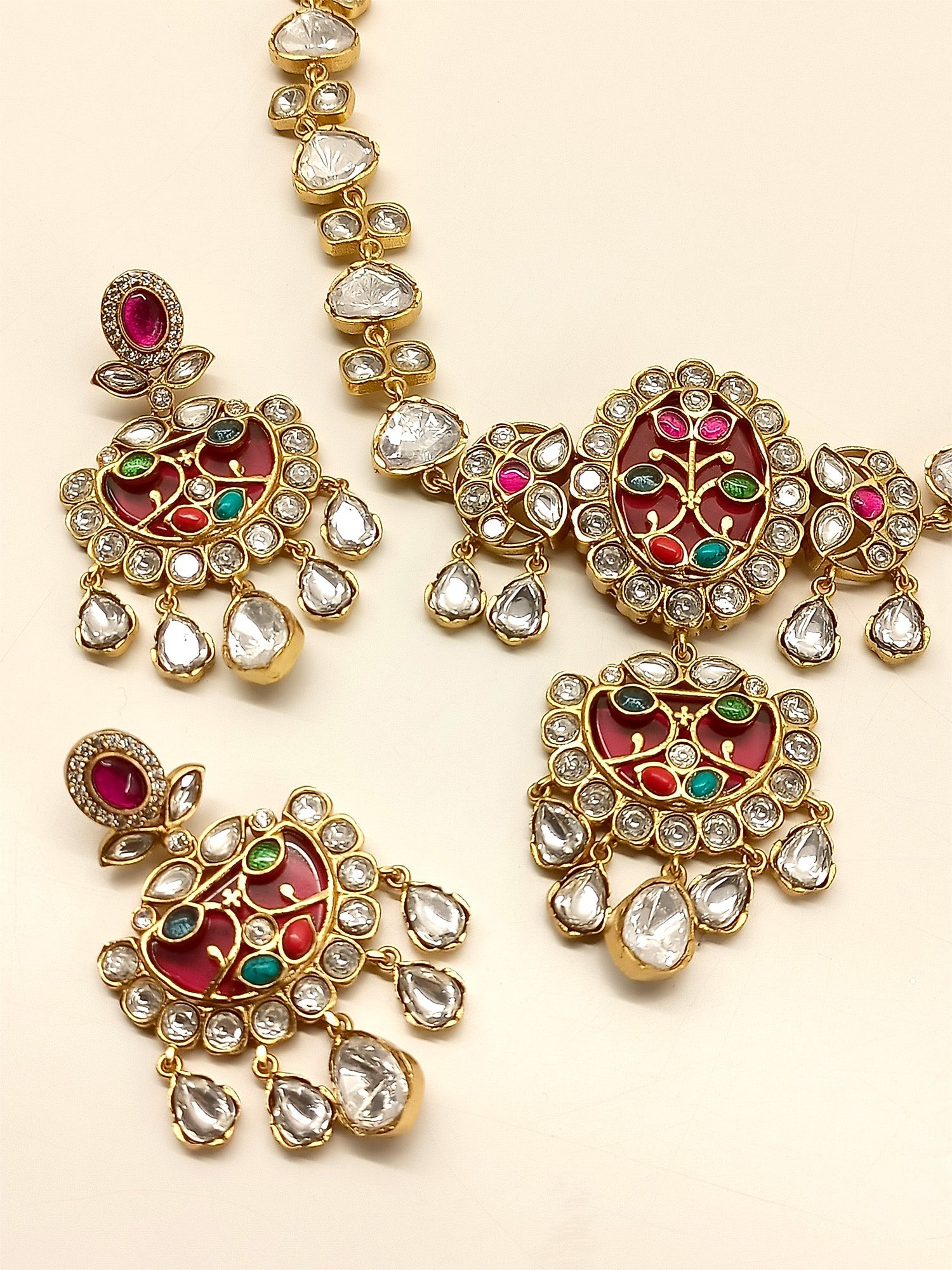 Aura Multi Colour Boutique Choker Set - qivii