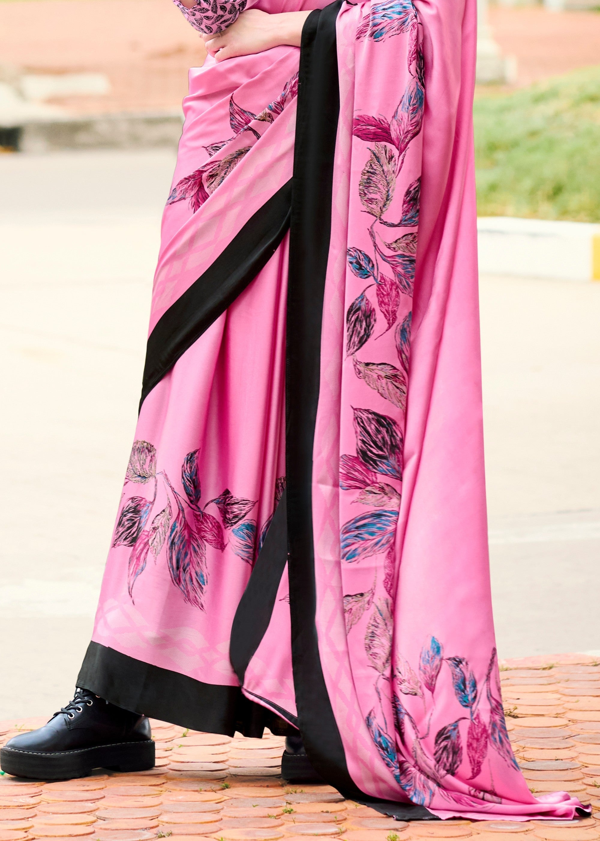 Taffy Pink Printed Satin Silk Saree - qivii
