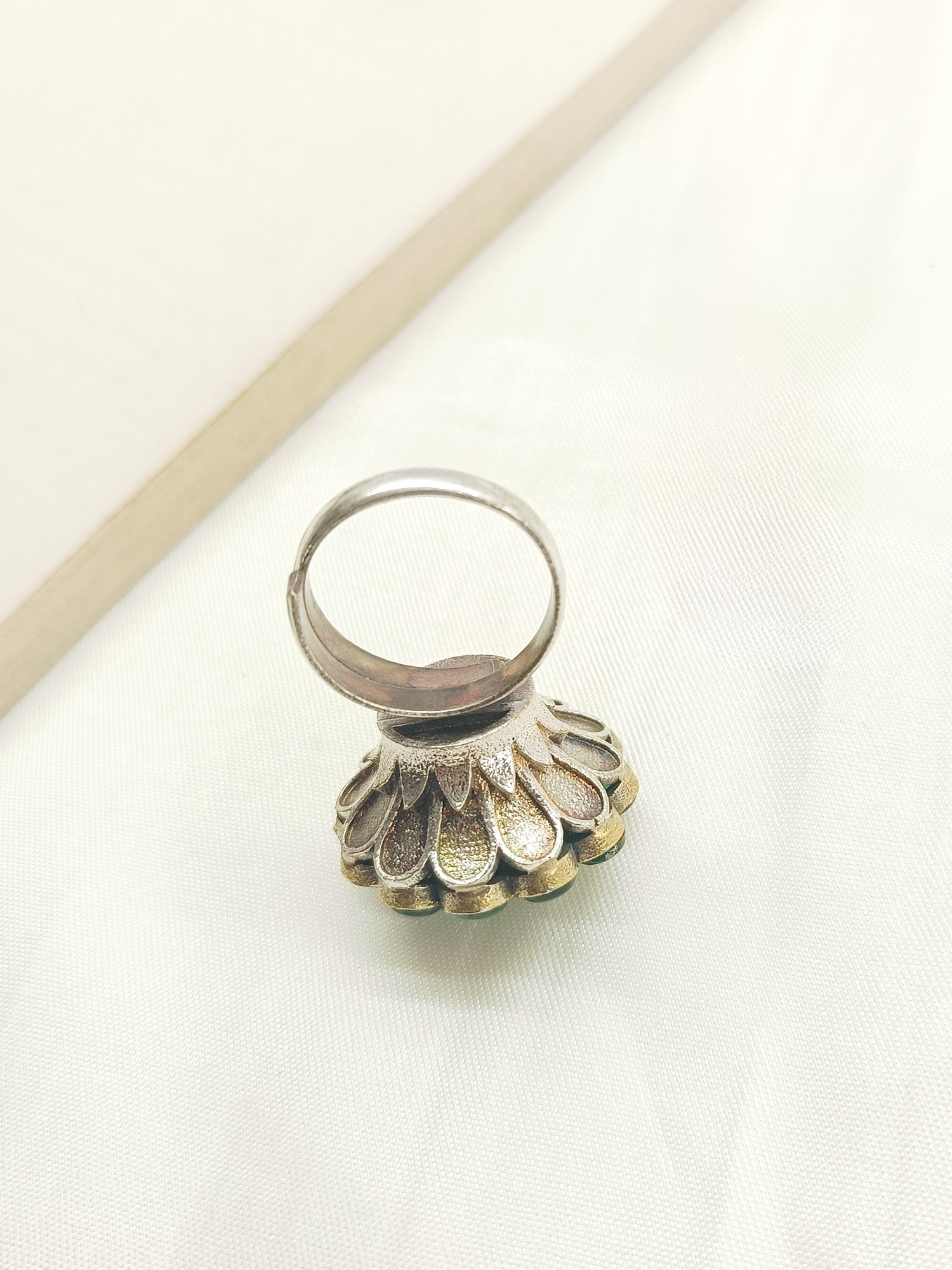 Mahika Green Oxidized Finger Ring - qivii