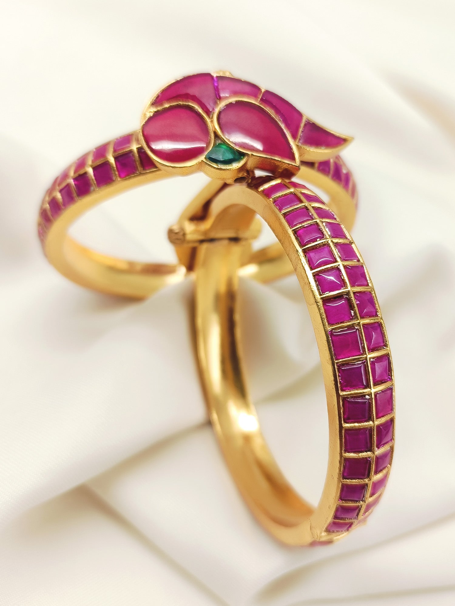 Ahilya Ruby Kundan Kada's Pair