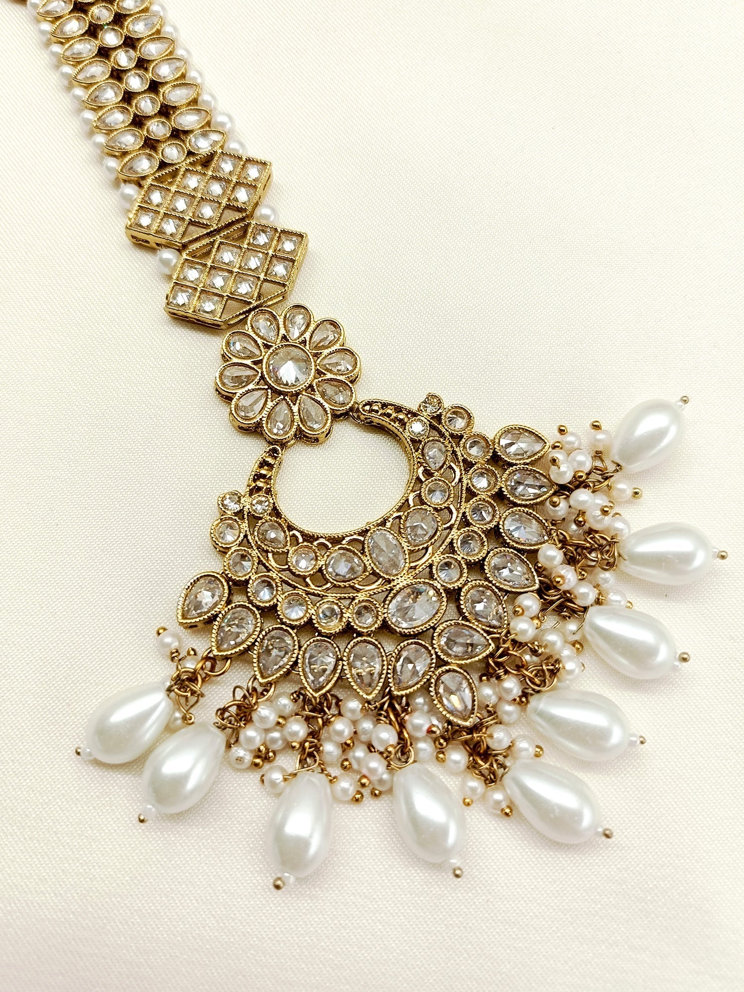 Ishika White Braid Accessories In Polki - qivii