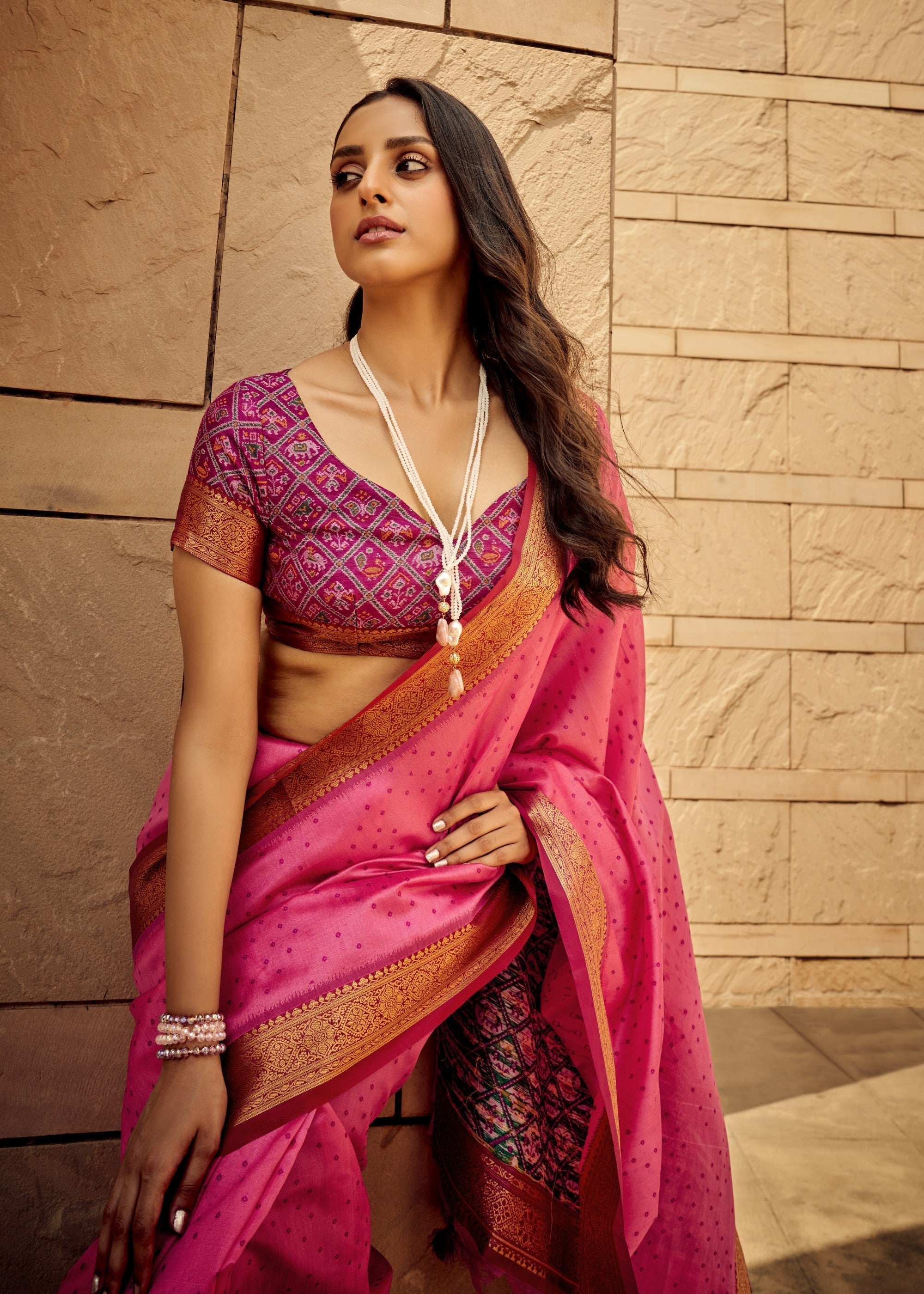 Pink Handloom Weaving Silk Saree - qivii